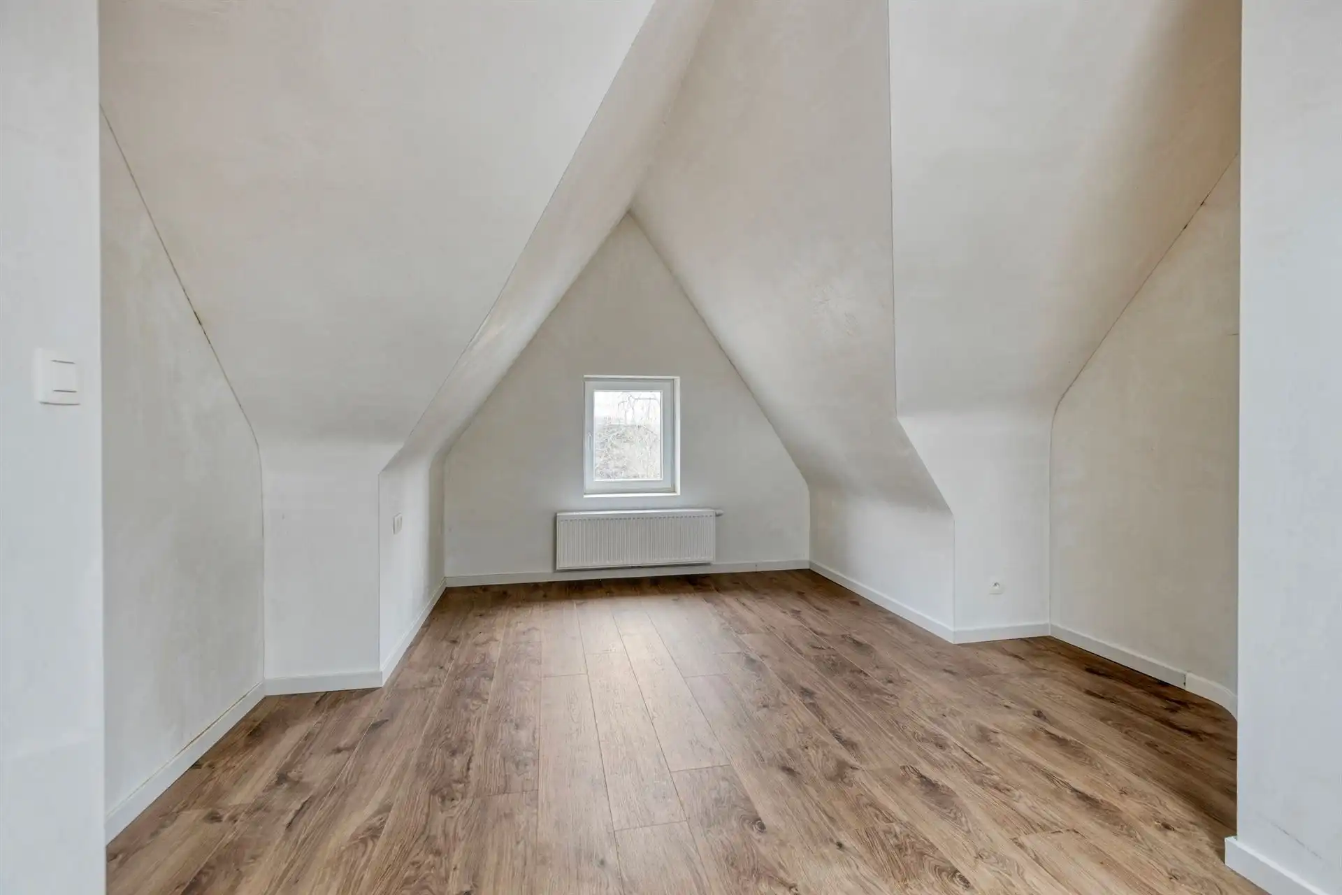 Gerenoveerde mijnwerkerswoning Louis Mercierlaan 15, Maasmechelen foto 30