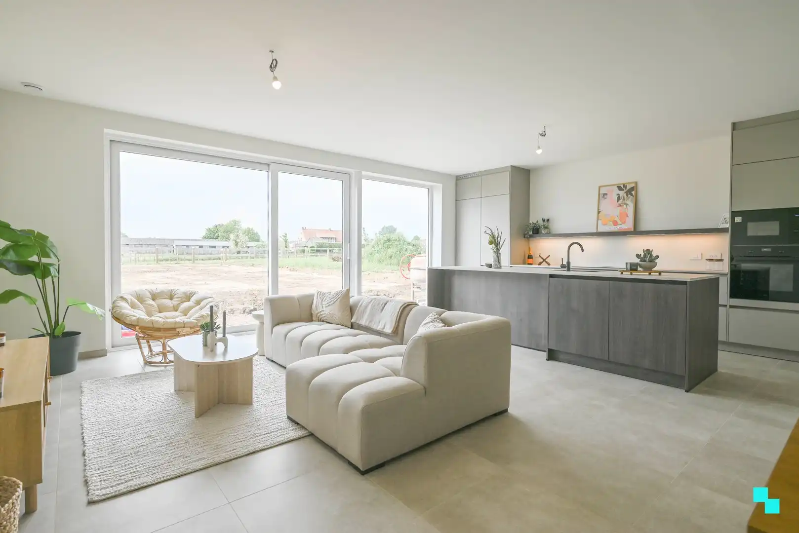 Hoogwaardig afgewerkte halfopen nieuwbouwwoning foto 10