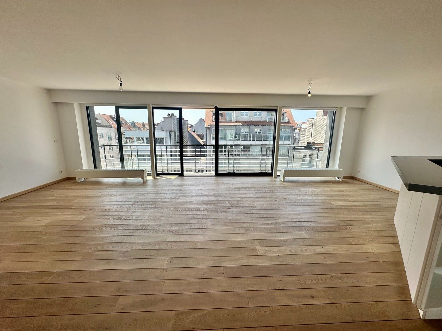 Zonnig appartement heel goed gelegen in het centrum van Knokke, vlakbij de winkels en de zee. foto 5