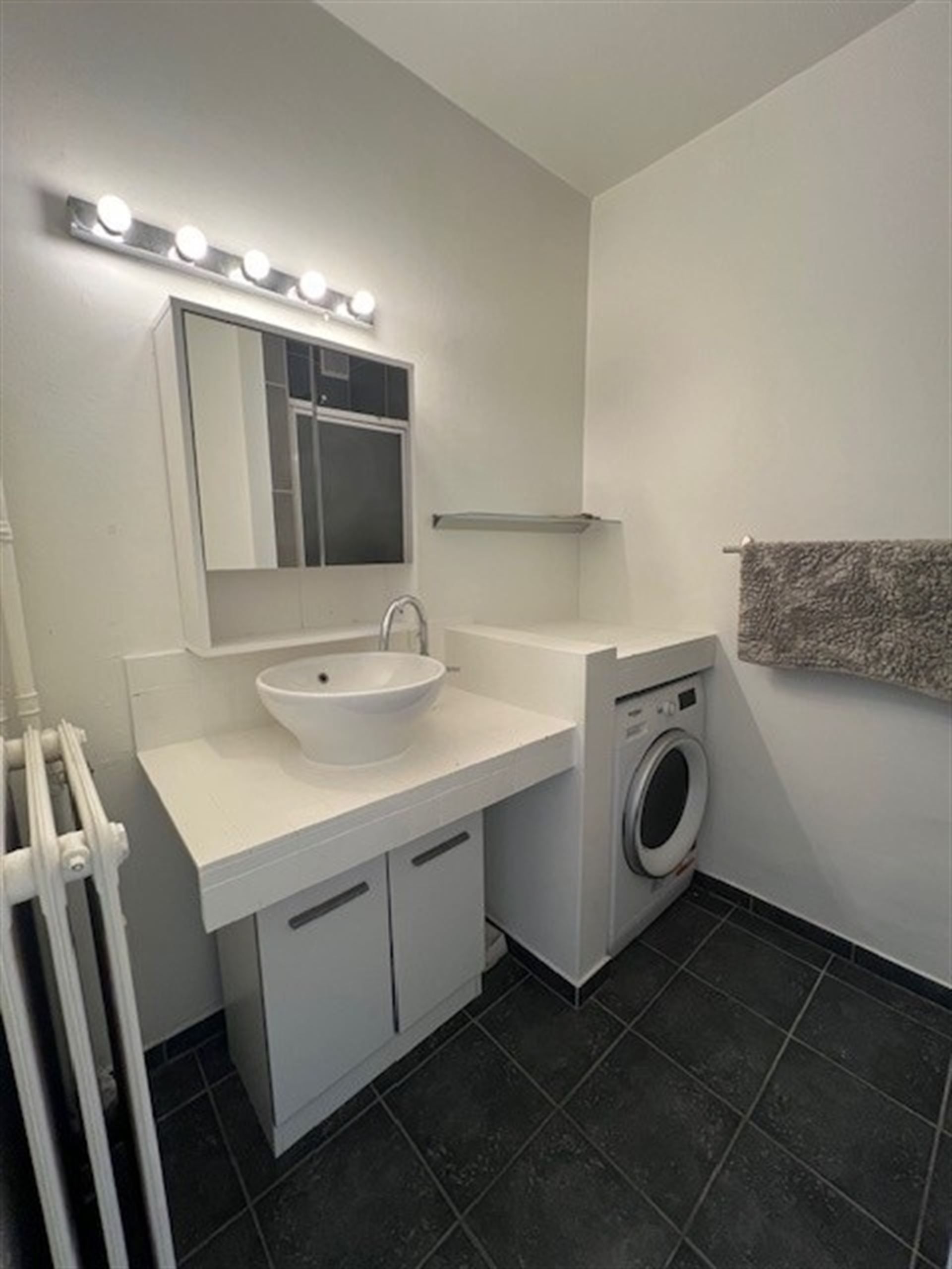 Instapklaar appartement nabij het centrum foto 7