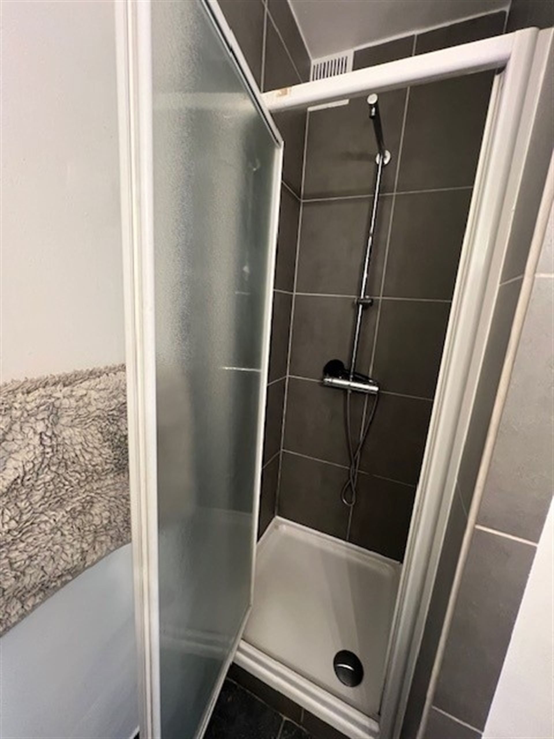 Instapklaar appartement nabij het centrum foto 7