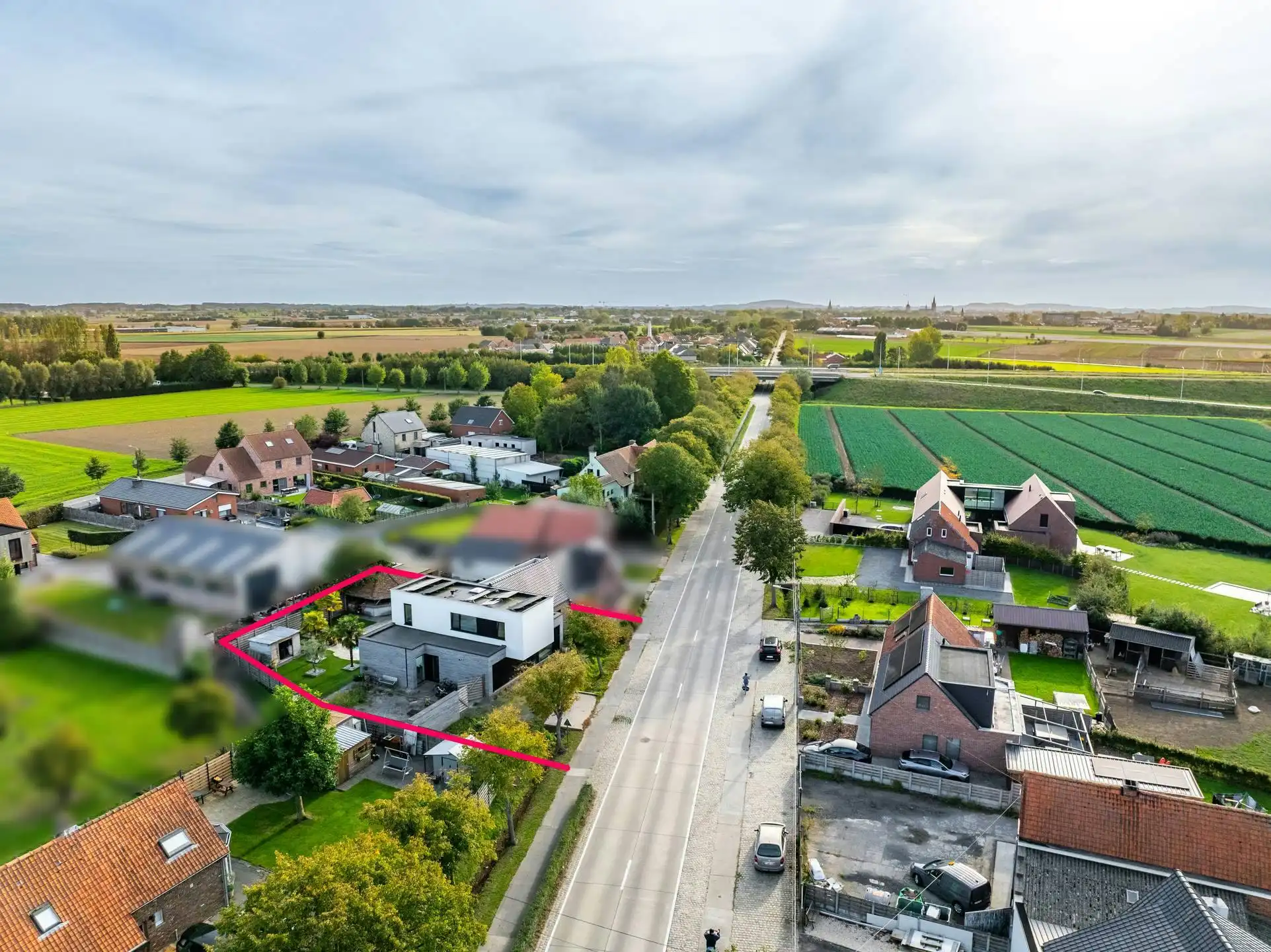 Exclusief huis te koop in Sint-Jan met zwembad foto 5