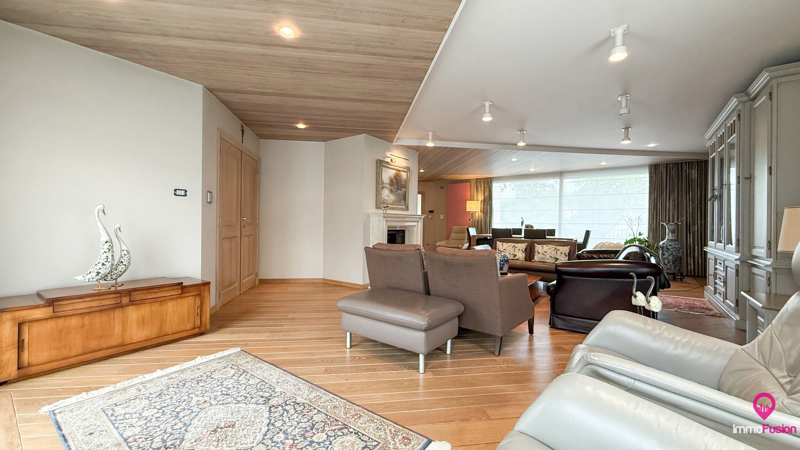 Prachtige villa met 4 slaapkamers te koop in Houthalen! foto 4