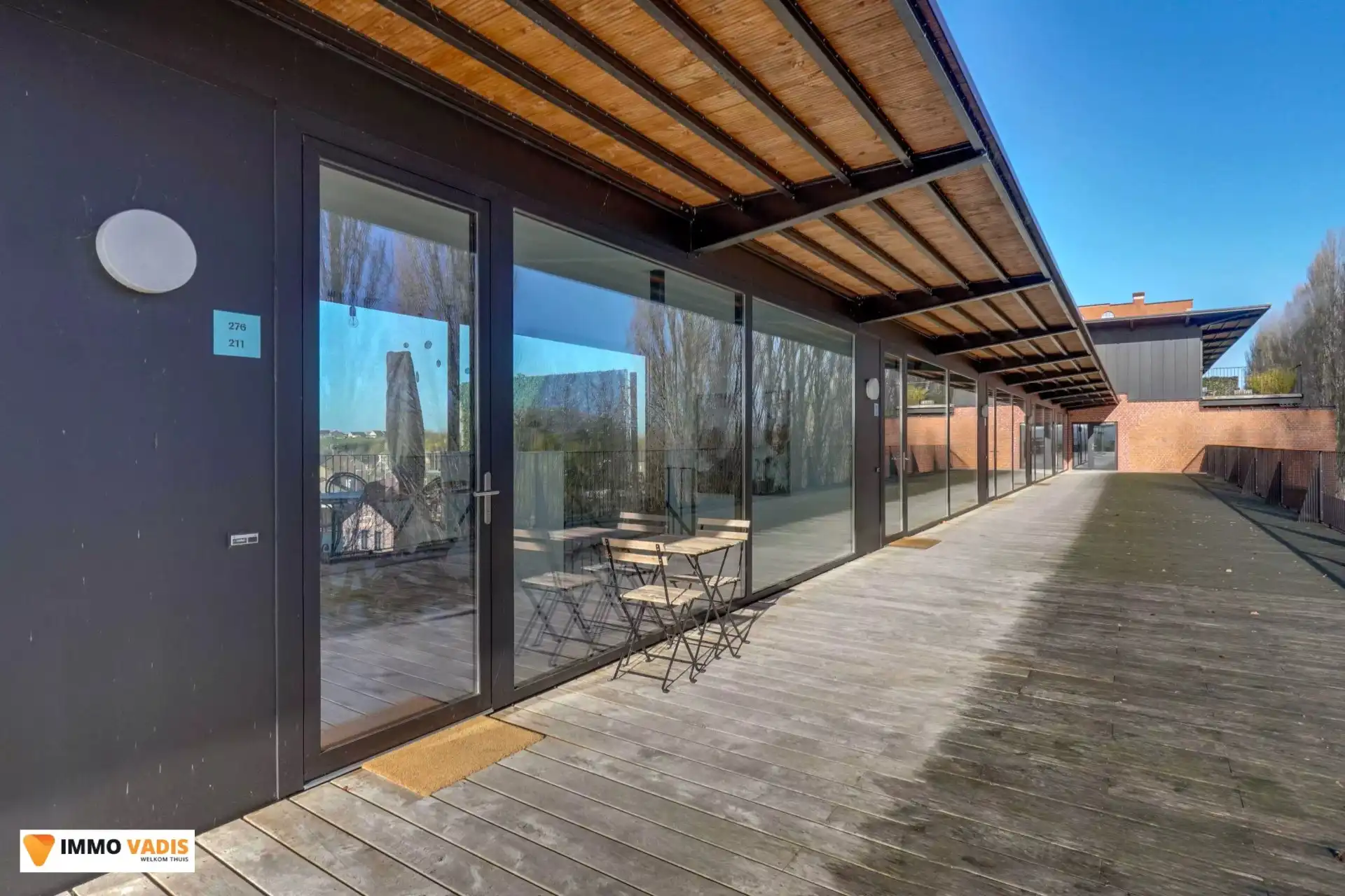 Stijlvol penthouse met twee volwaardige slaapkamers foto 11