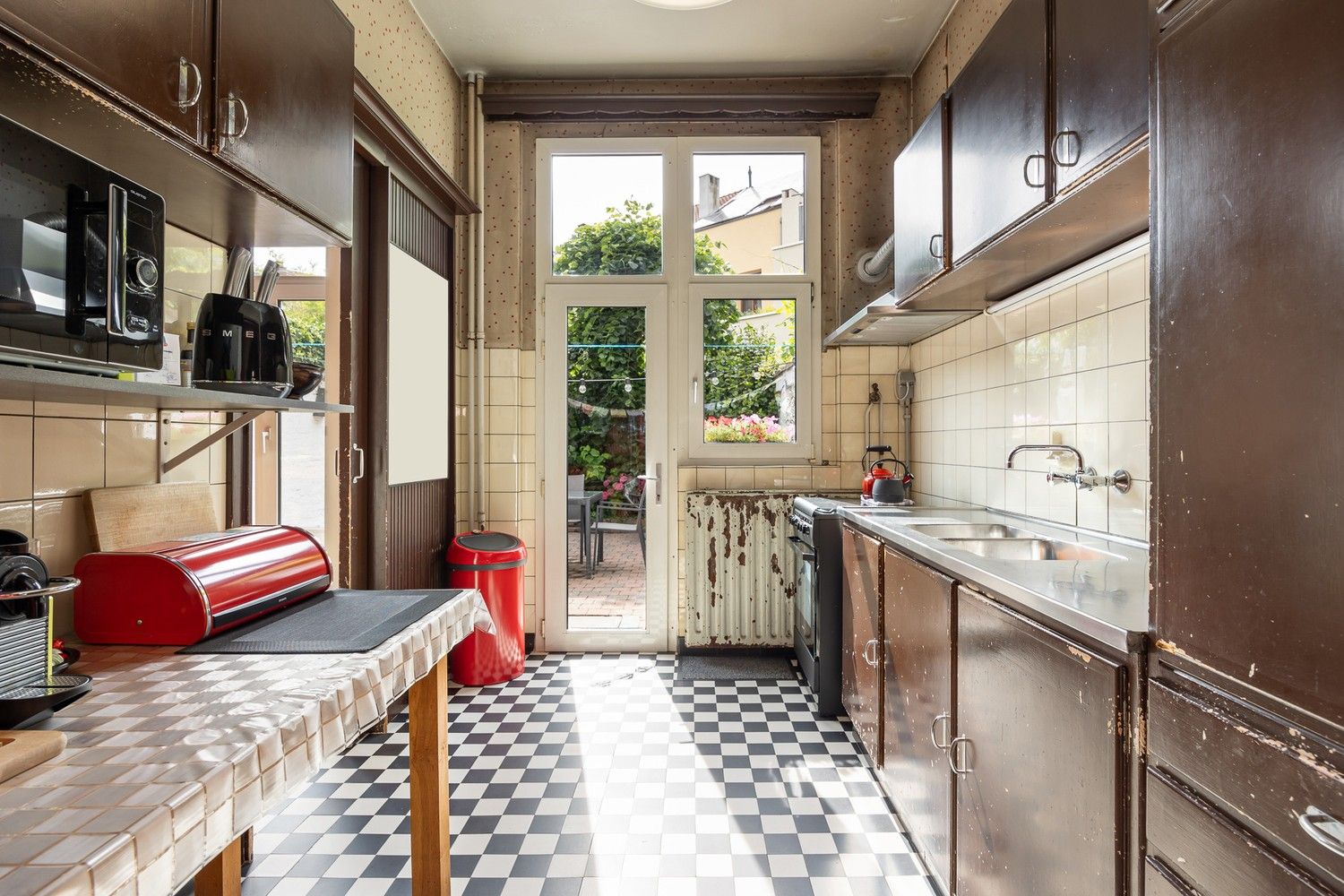 Op te frissen burgerwoning gelegen aan de Zurenborgwijk. foto 7
