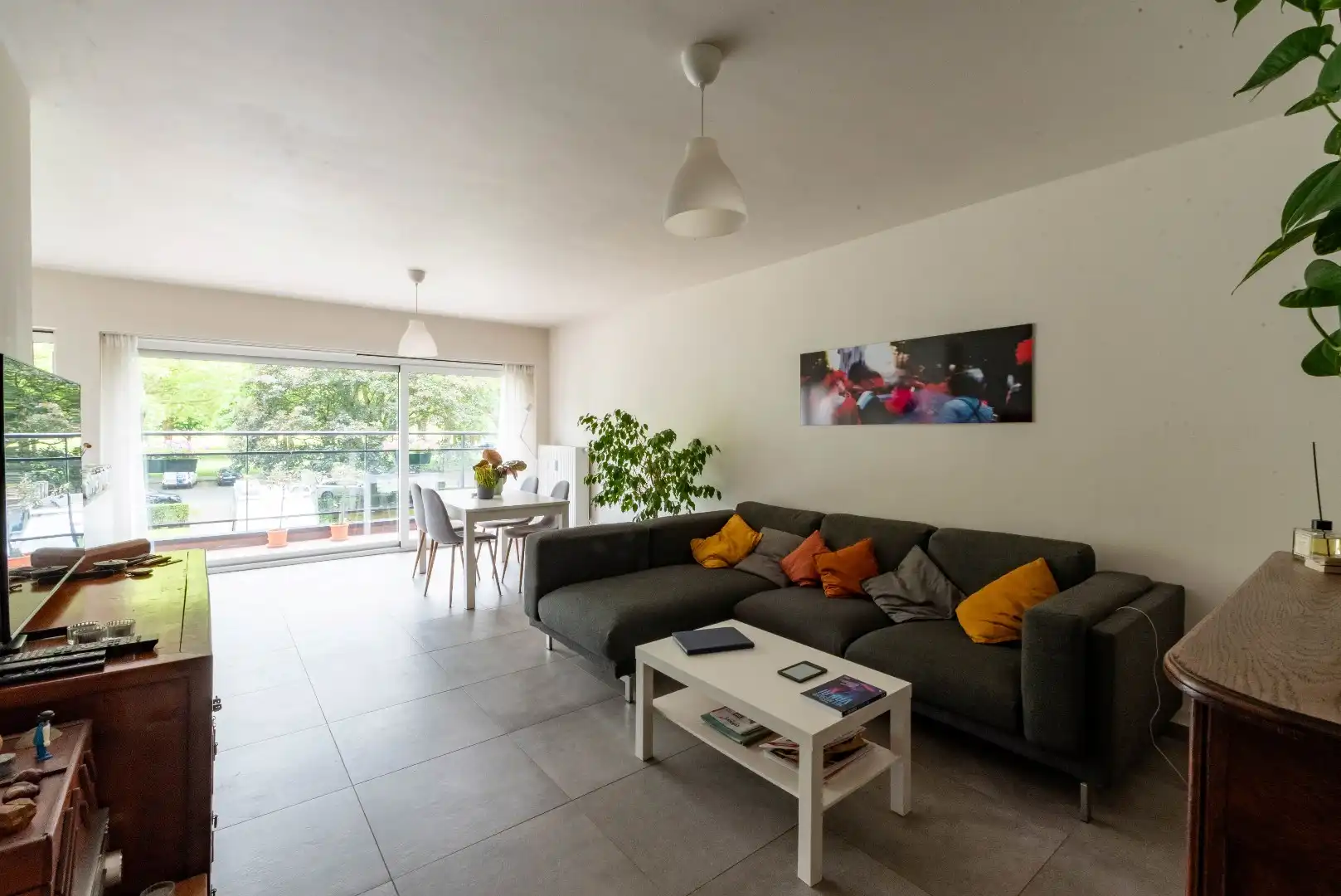 Rustig gelegen 2-slaapkamer appartement met 2 terrassen!    foto {{pictureIndex}}