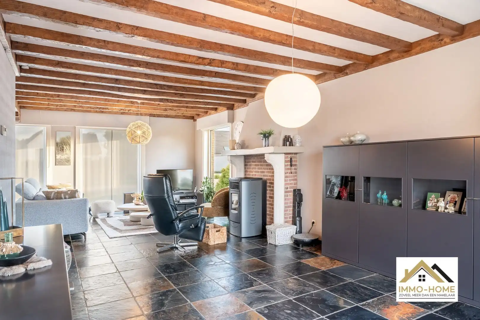 Vrijstaande woning met ruime tuin en open zicht!  foto 8