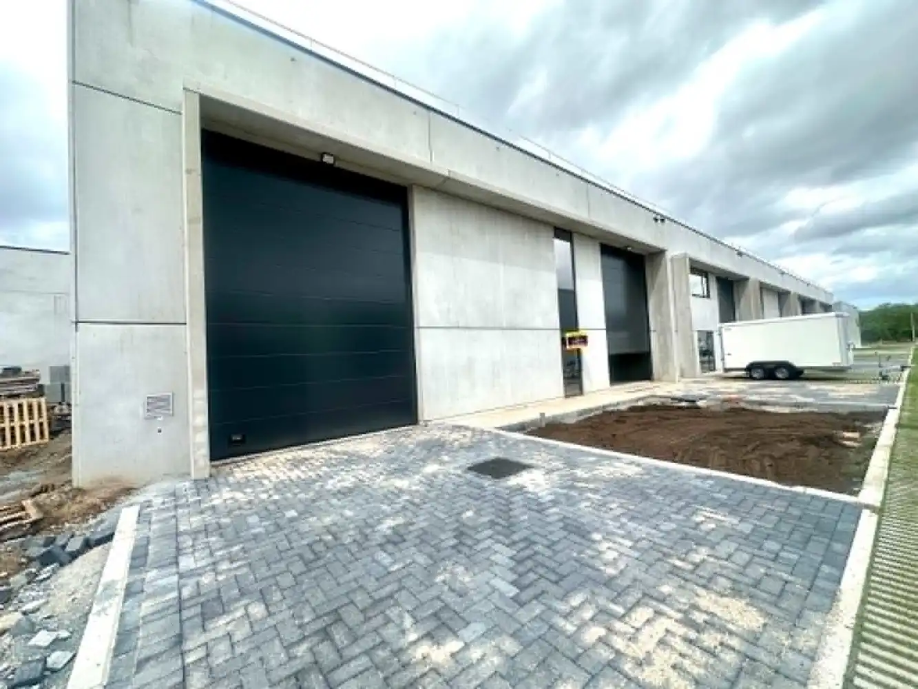 NIEUWBOUW KMO UNIT KMO PARK WILDEBEEK NABIJ E40 INCL. 2 PRIVE PARKINGS foto 9