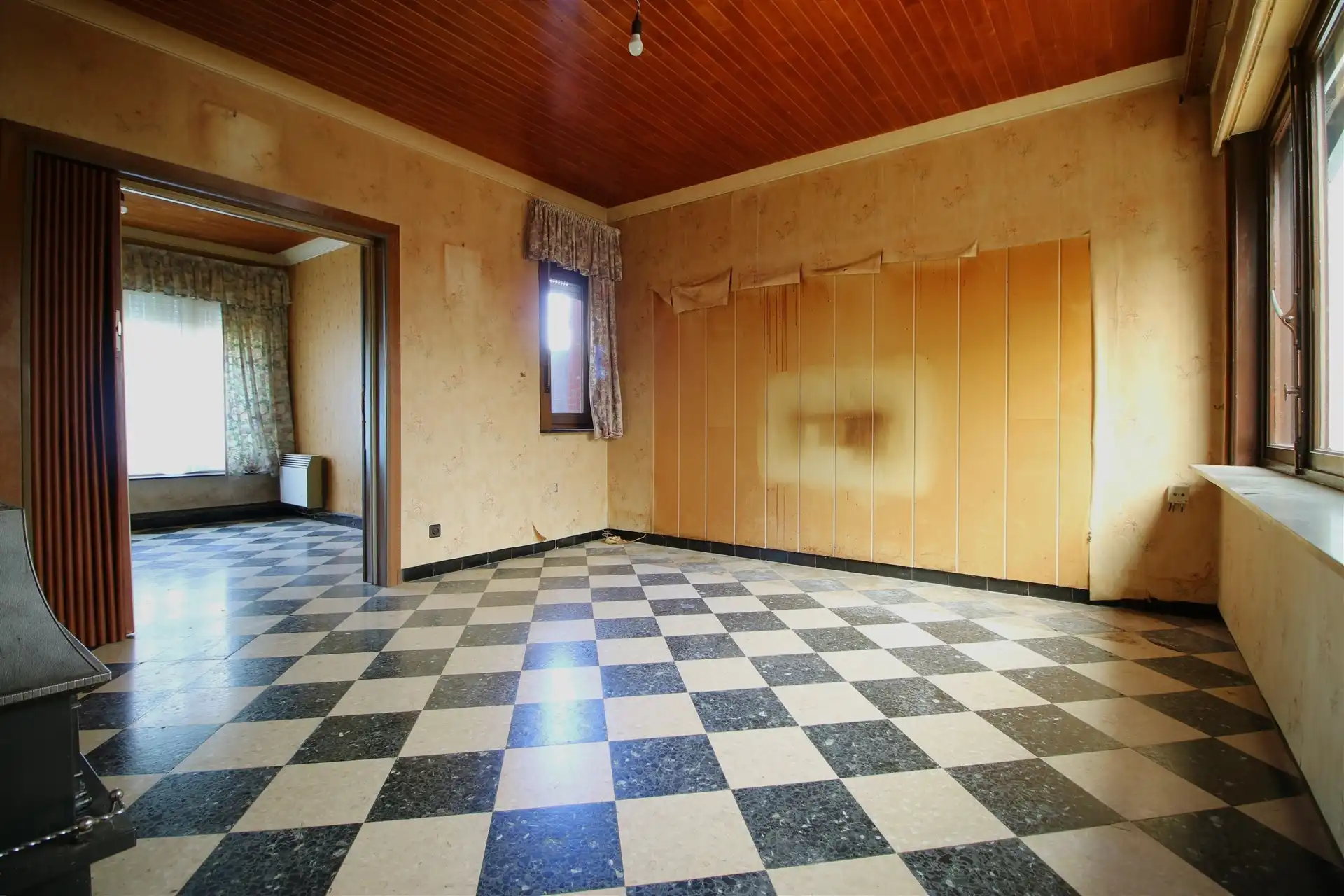 Te renoveren woning in doodlopende straat foto 5