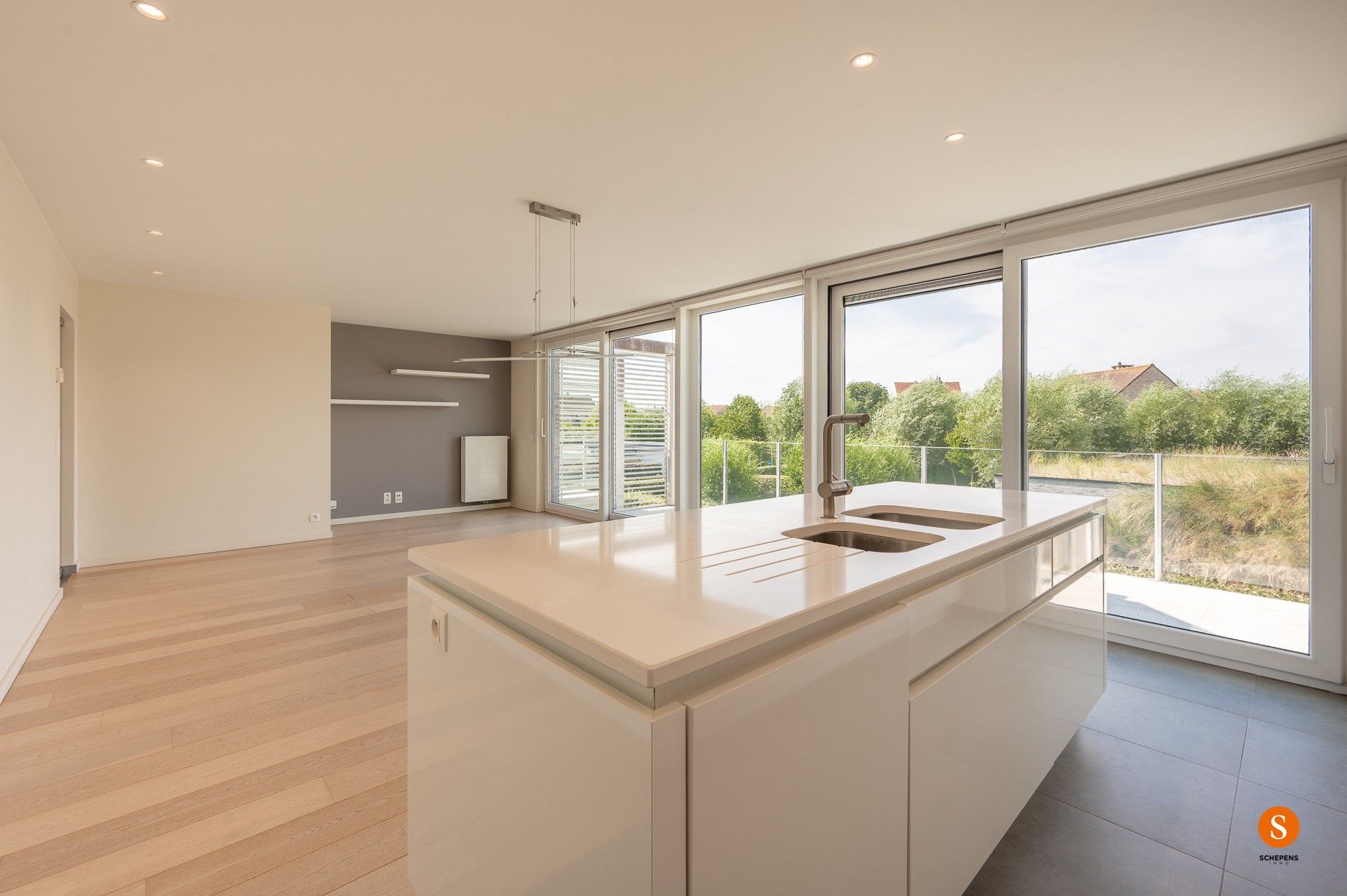 Luxe appartement met 3 slaapkamers en zonneterras te koop in de Vosseslag – De Haan. foto 9