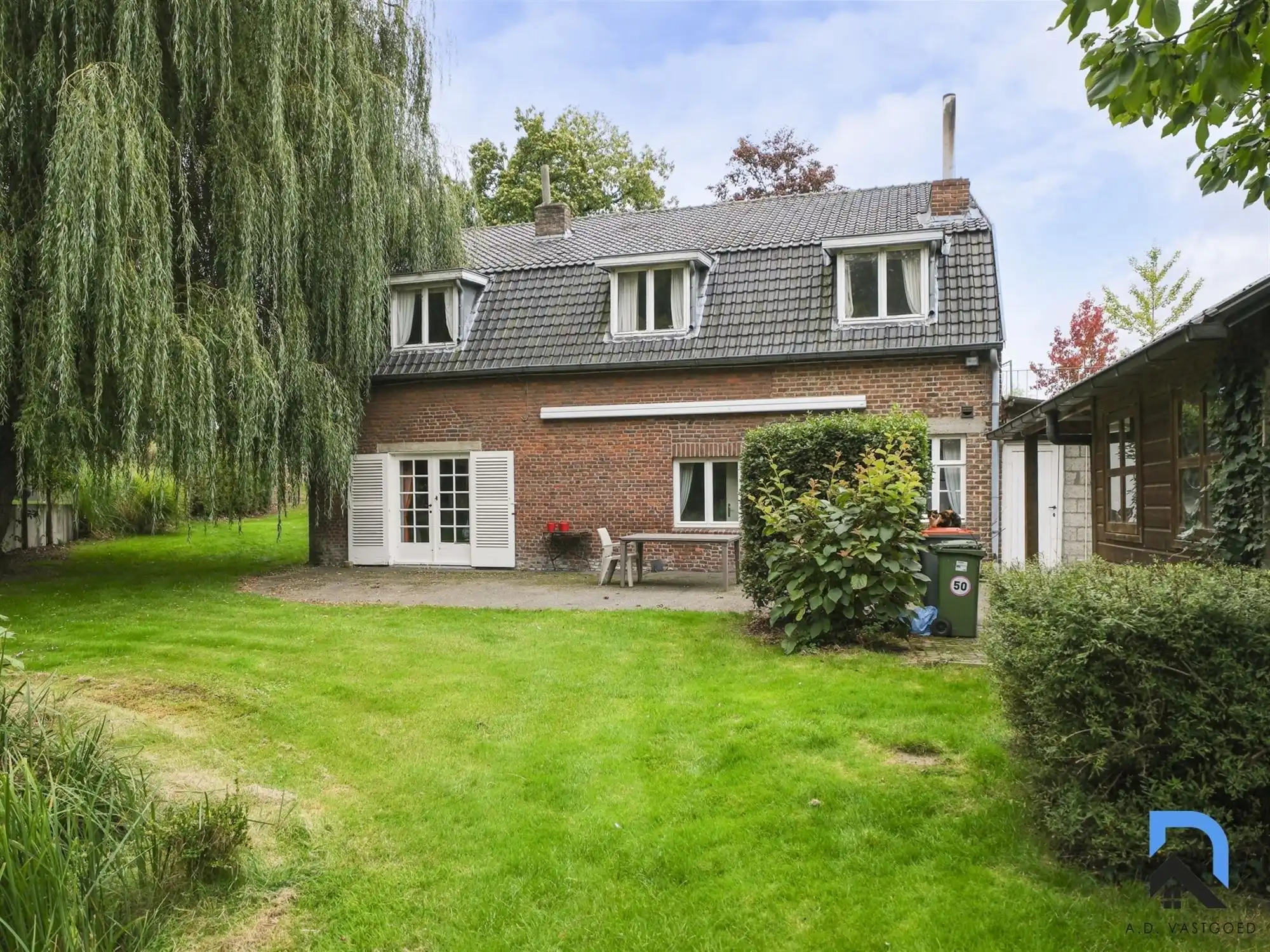 Unieke woning in het centrum van Bilzen foto 4