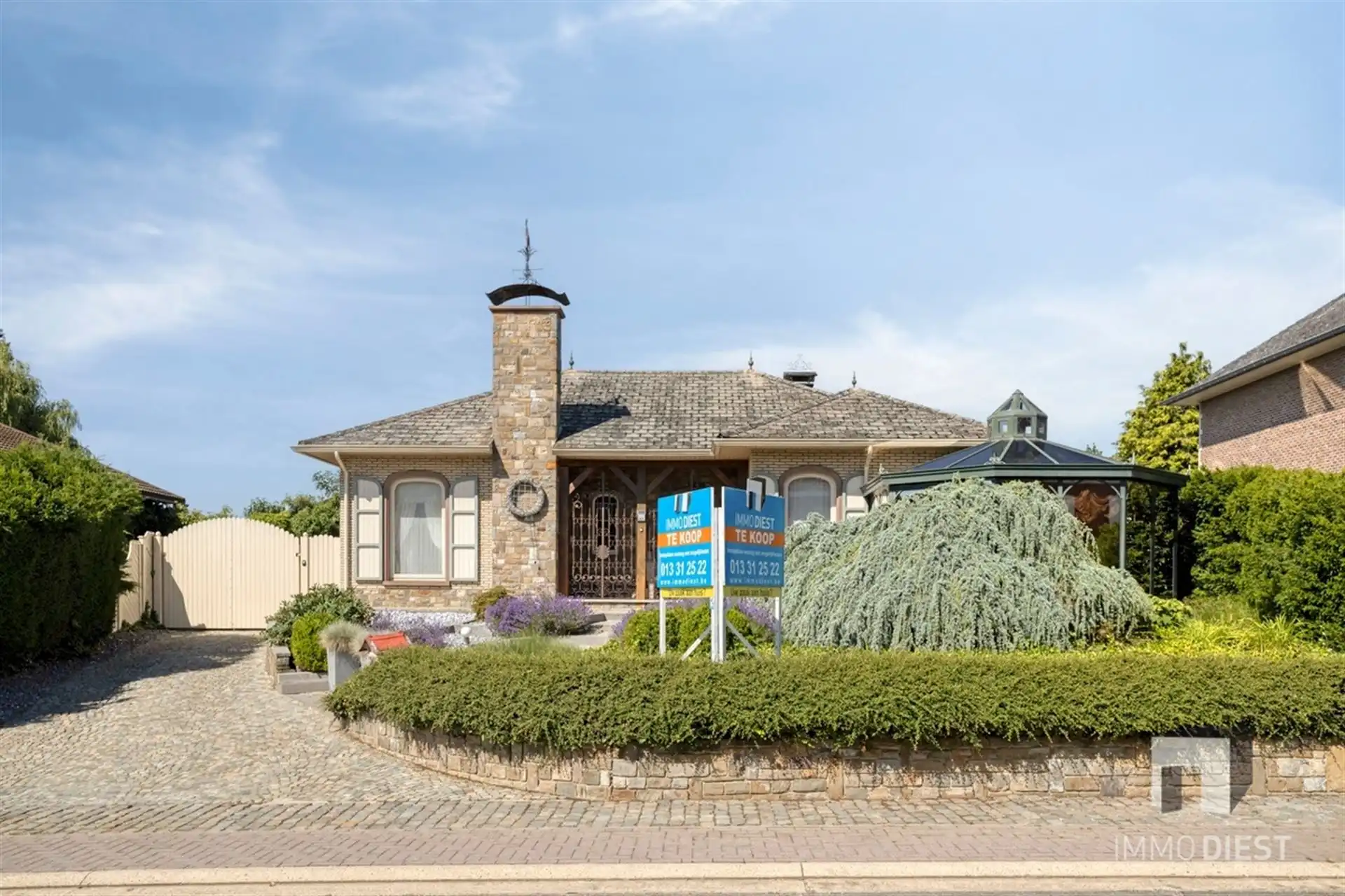 Verzorgde woning met gelijkvloerse indeling. Uw zaak aan huis mogelijk! foto 2