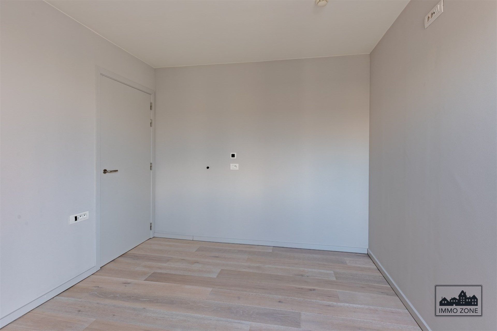 Luxueuze serviceflat op de tweede verdieping foto 13