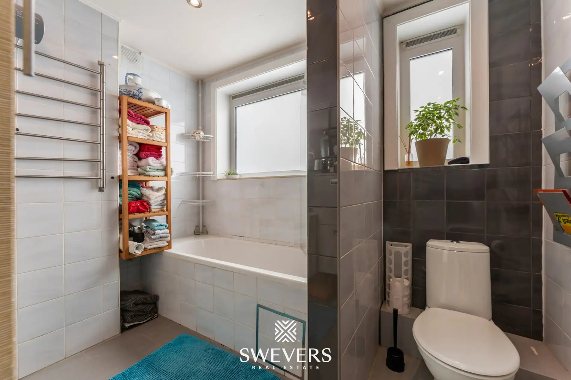 Stijlvol herenhuis met kantoorruimte en 3 slaapkamers in hartje Hasselt foto 27