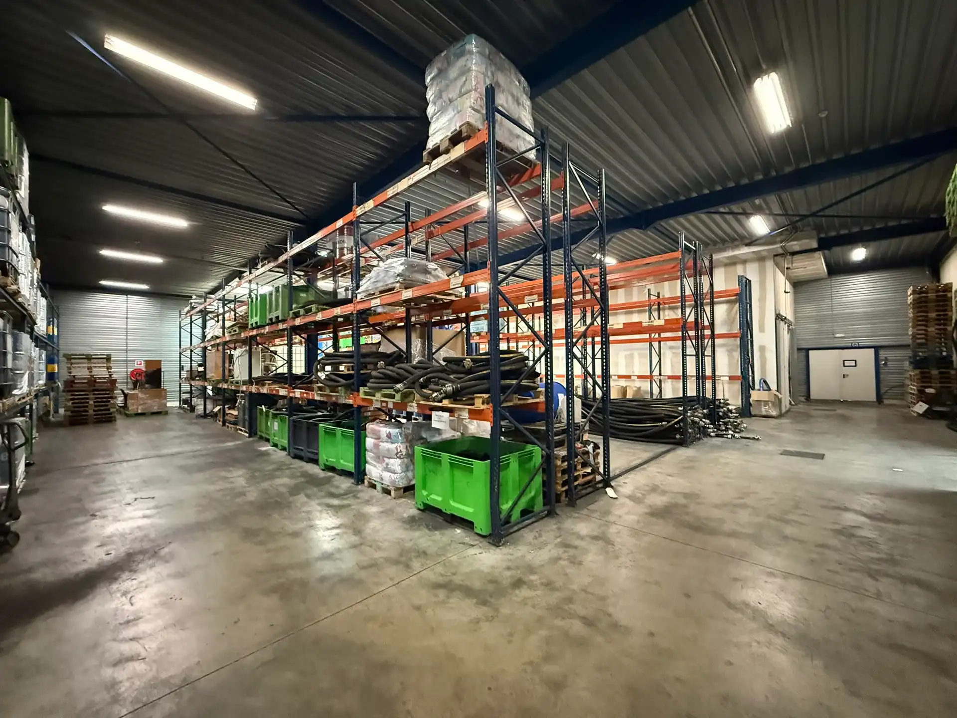 Magazijn van 350 m² te huur in Schelle foto 5