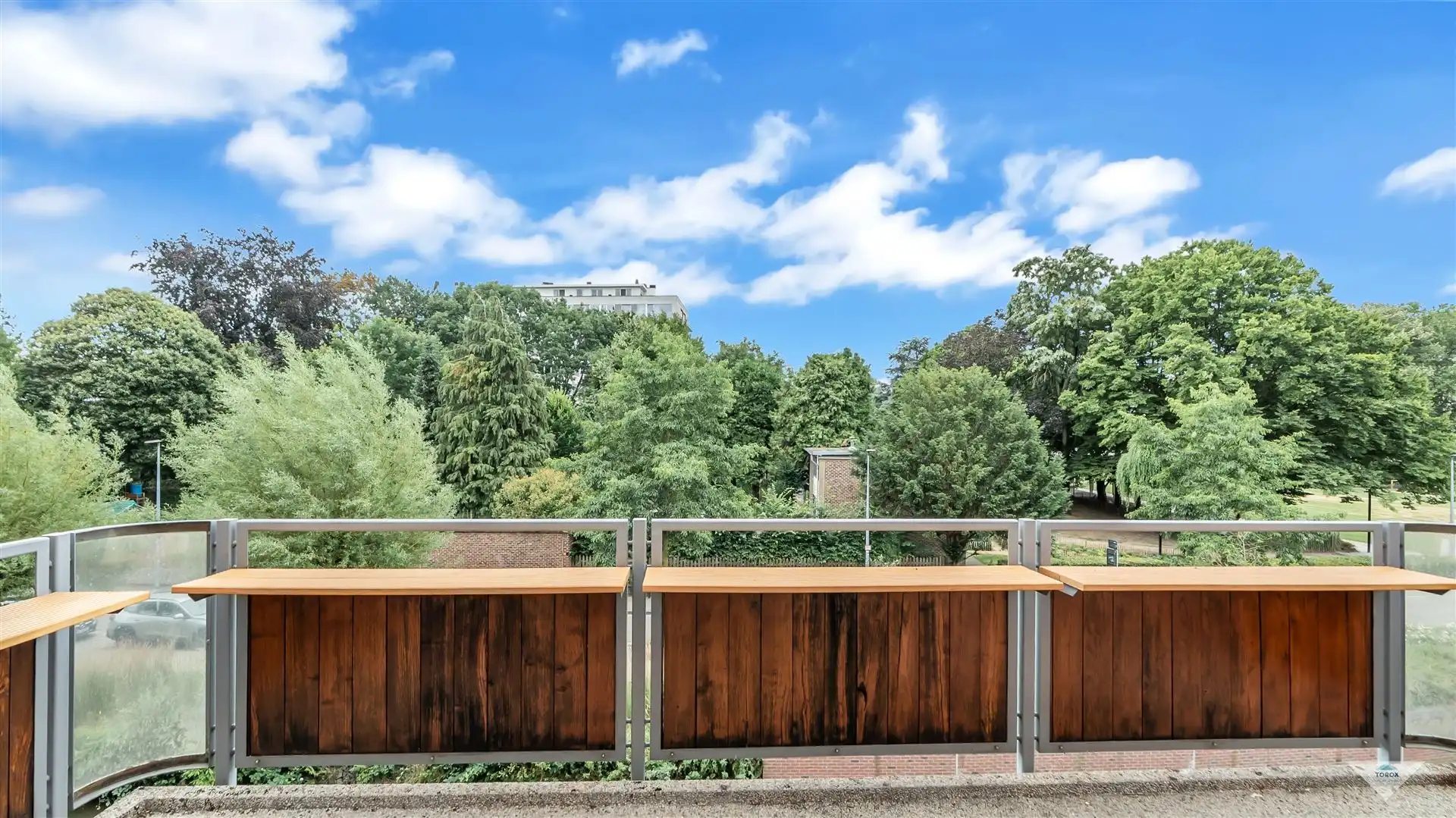 Instapklaar duplexappartement met garagebox op toplocatie! foto 9