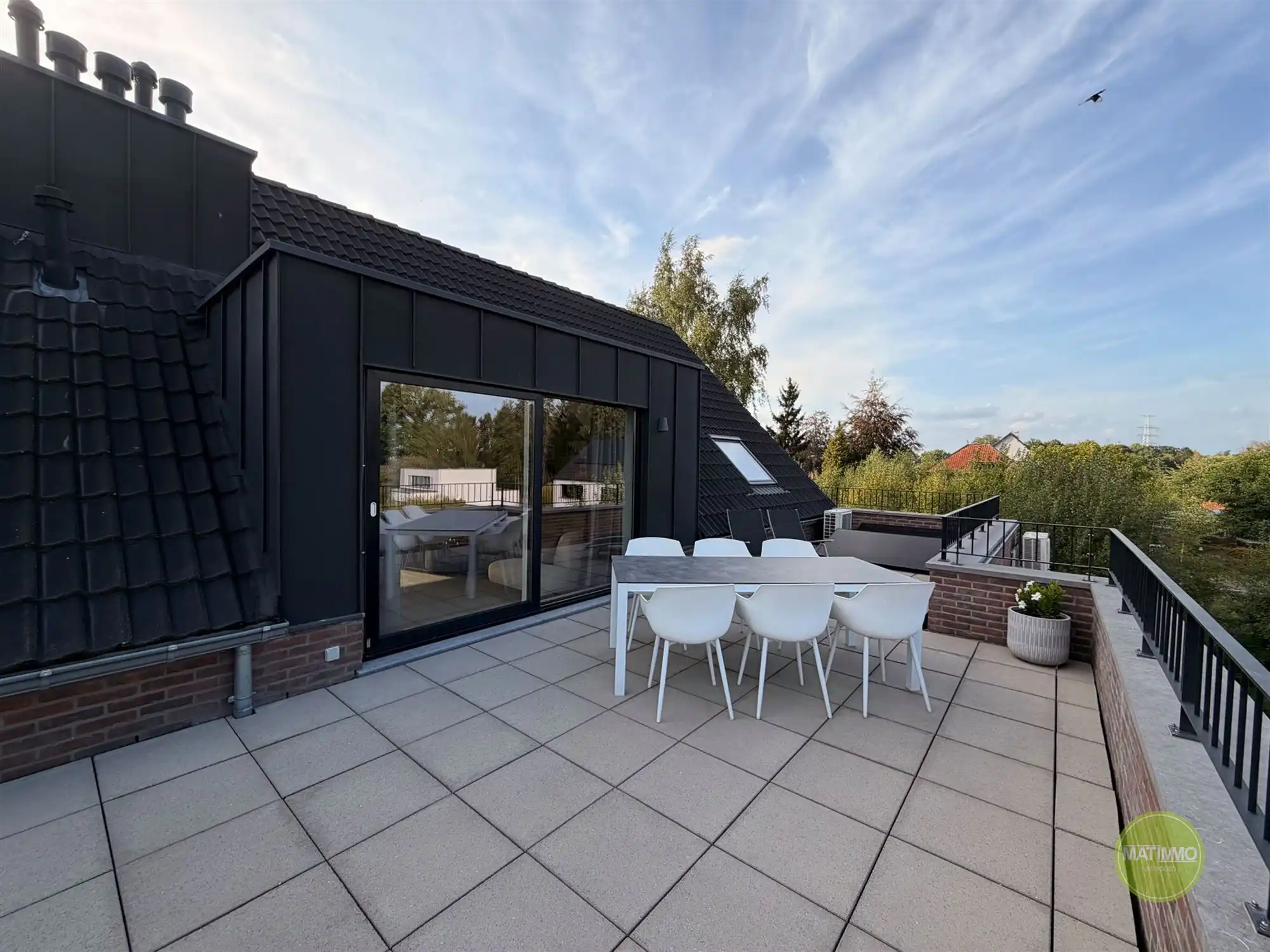 BEMEUBELD DAKAPPARTEMENT MET RUIM TERRAS IN MOL foto 23