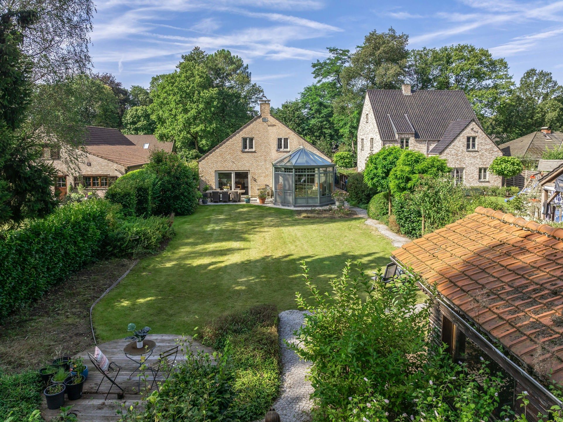 Rustig gelegen woning op mooi perceel van 1.170 m² foto 25