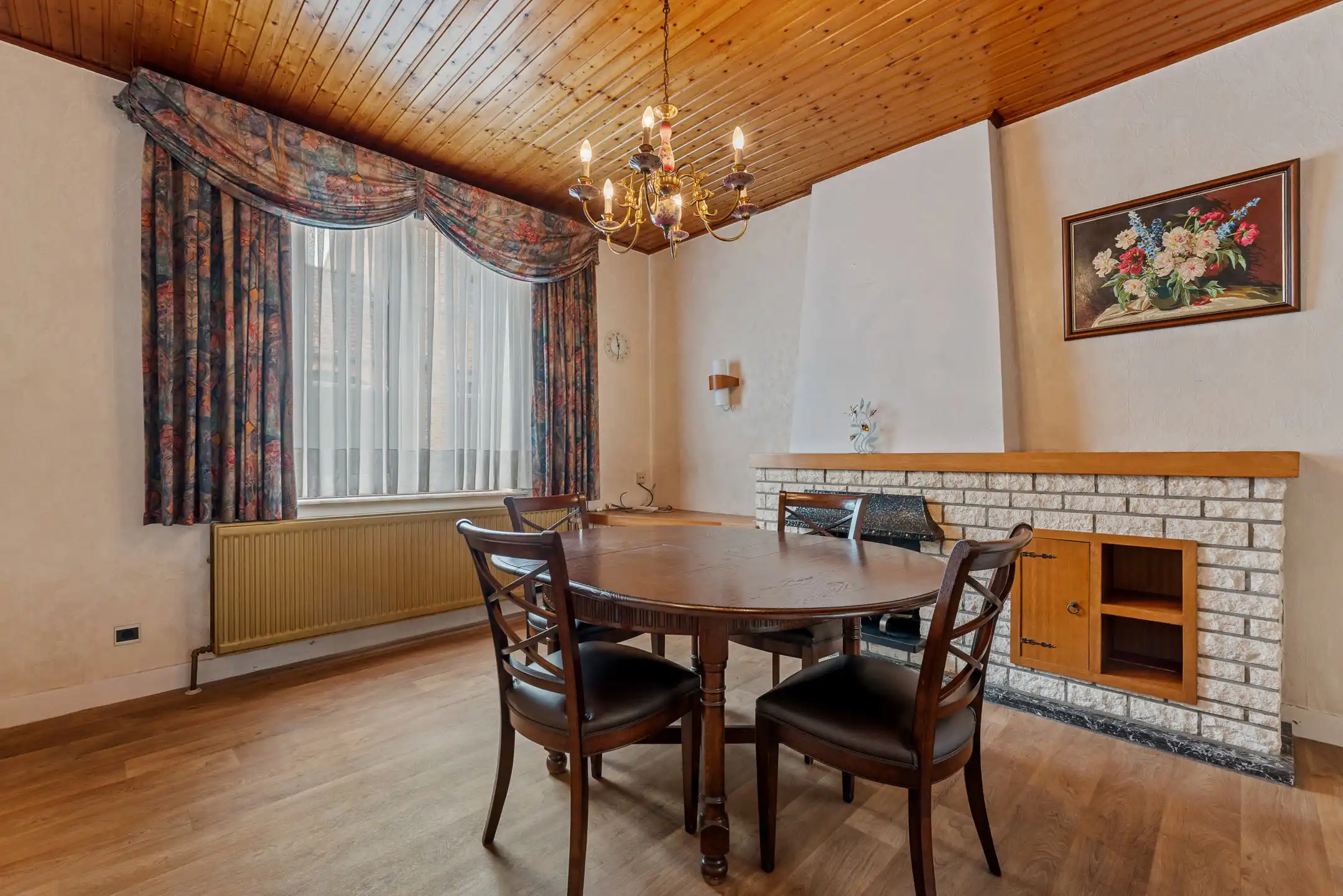 Charmante woning met inpandige garage te Valmeer. foto 10