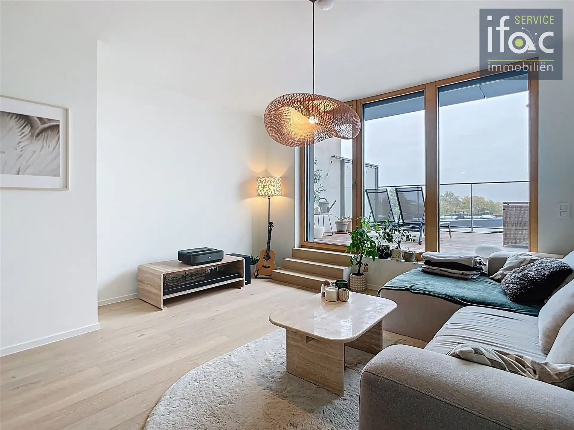 Fantastische duplex penthouse op het zevende verdiep.  foto {{pictureIndex}}