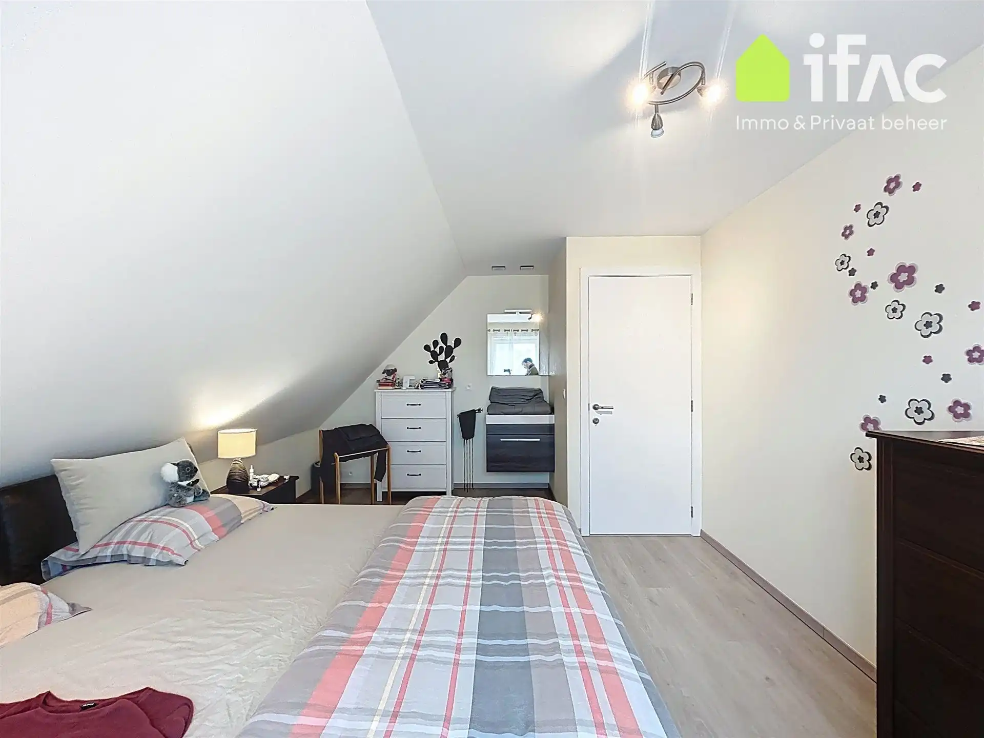 Charmante villa met 3 slaapkamers foto 13