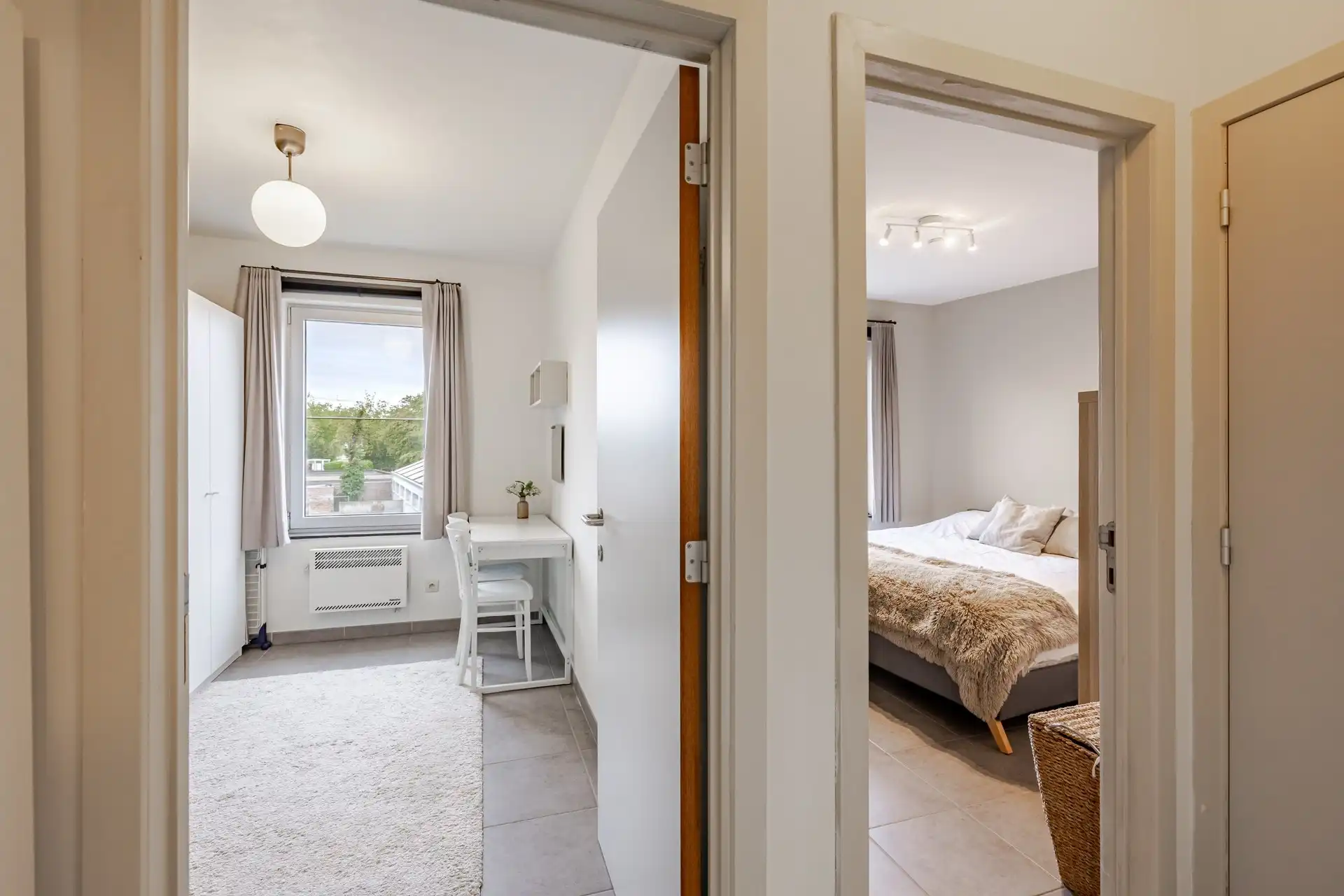Instapklaar appartement met terras op uitstekende ligging in Erembodegem foto 14