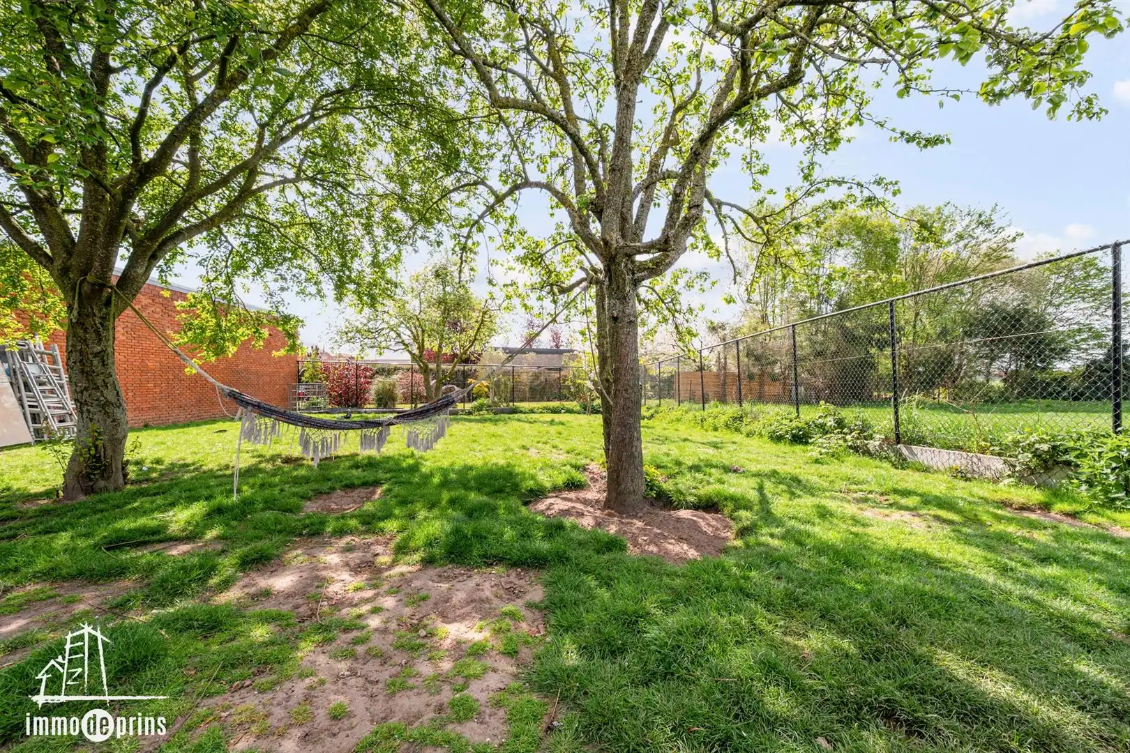 Half open bebouwing foto 21