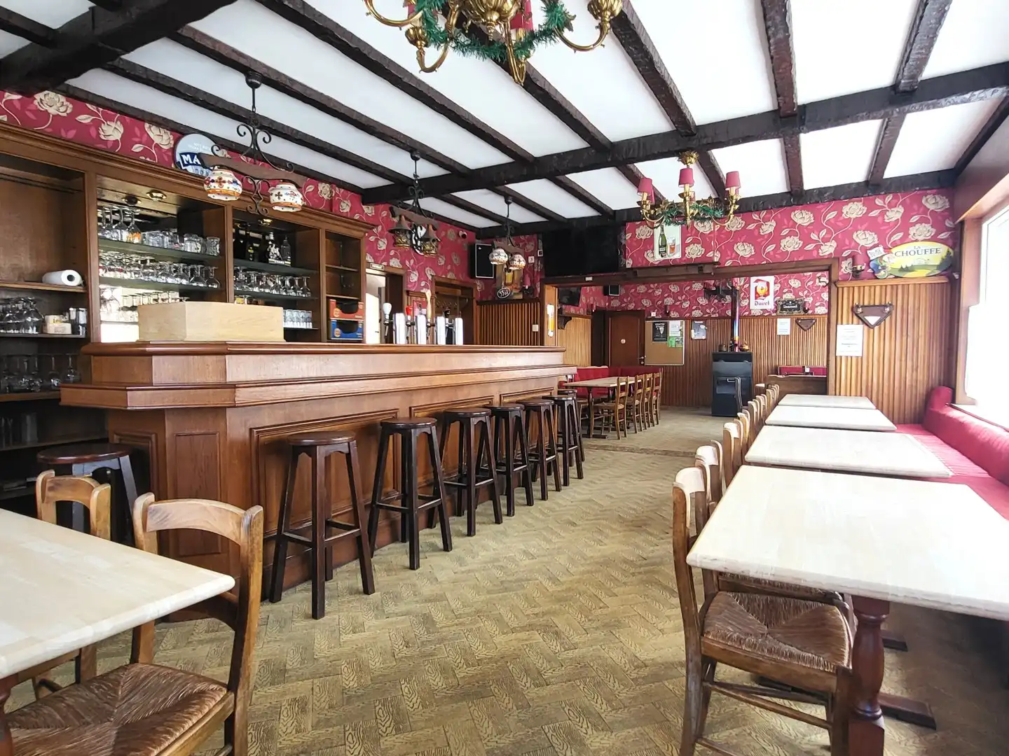 Café "Het Meiklokje" met mogelijke woonst, schuur en garage – goed gekend en populair café uitgebaat tot november 2025 foto 8
