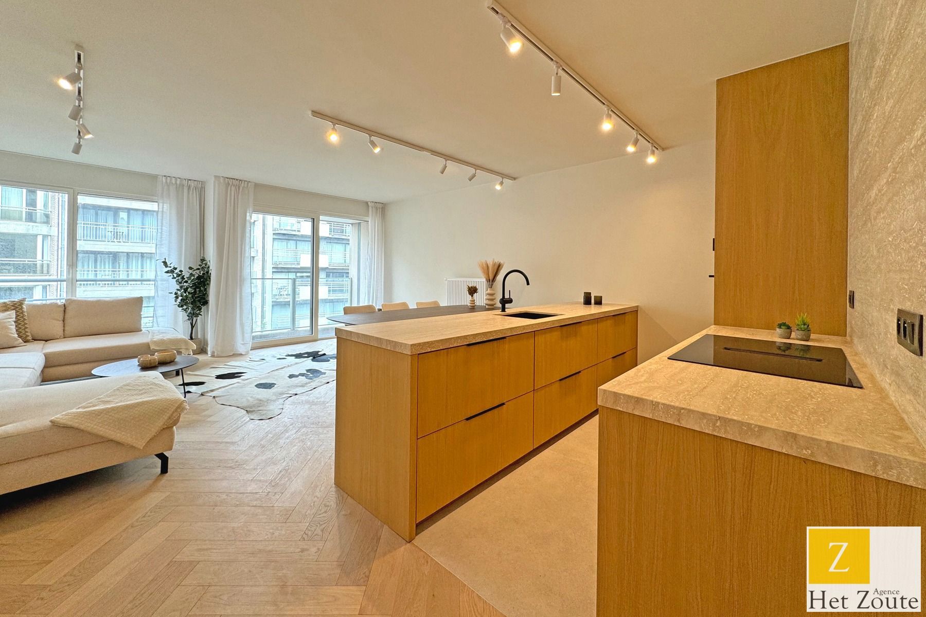 Elegant gerenoveerd appartement nabij het strand te Knokke foto 3