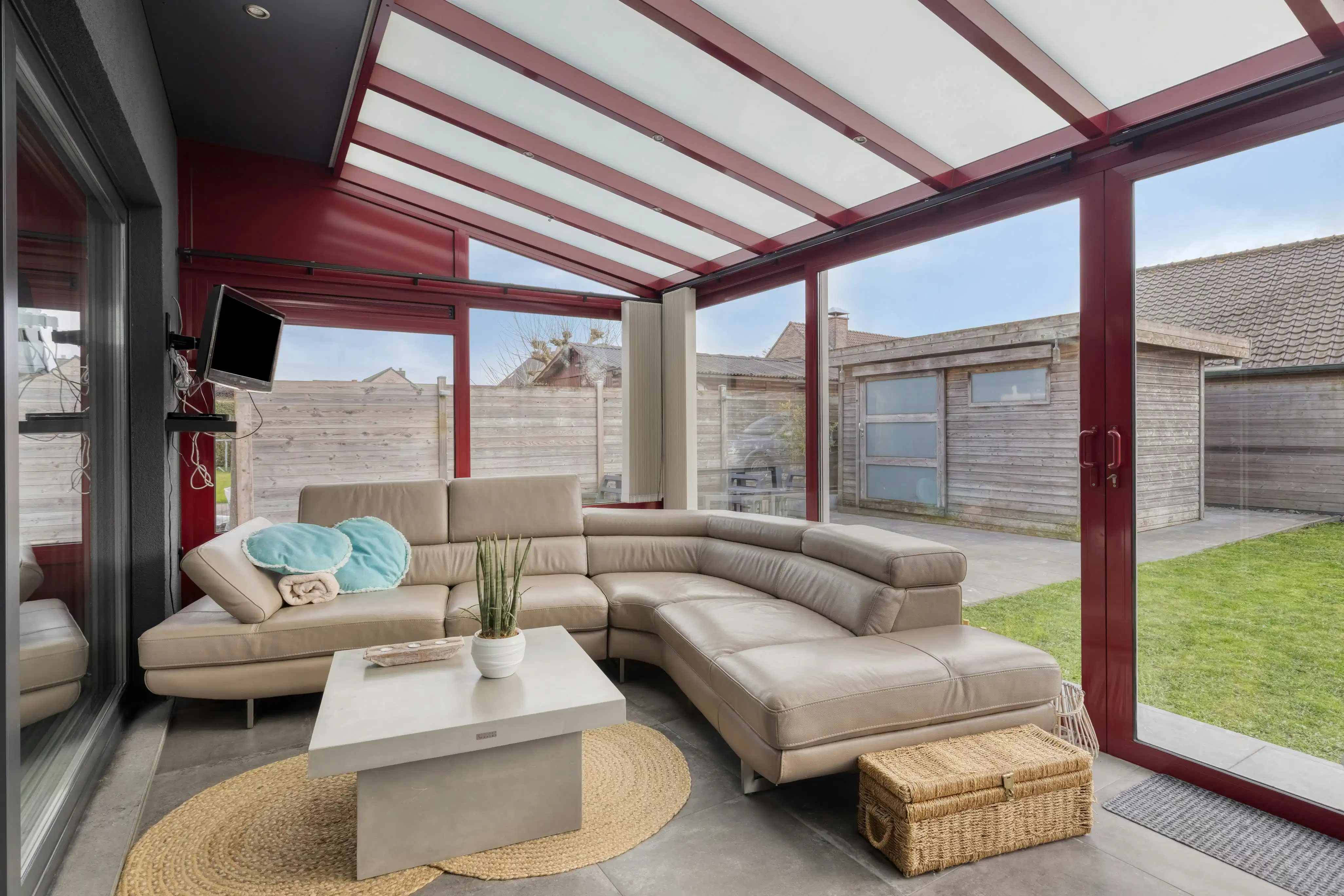 Ruim huis met 3 slpk, zuidgerichte tuin en rustige ligging in Lievegem foto 28