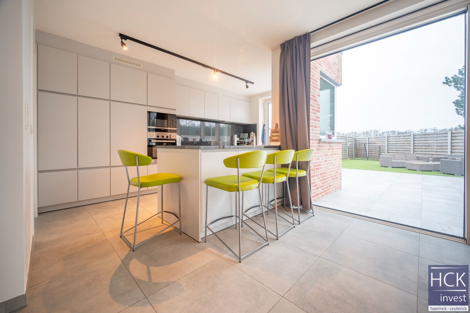 ZULTE - Uitermate ruime nieuwbouwwoning met high-end afwerking! foto 8
