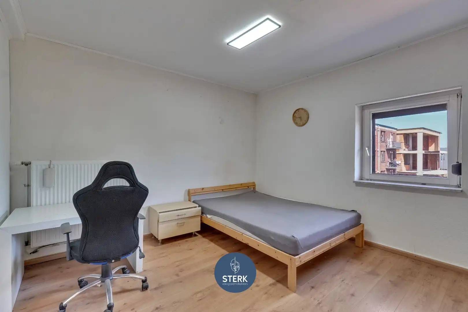 RUIME GEZINSWONING MET 7 SLPKS + 2 BADKAMERS NABIJ DE NEDERLANDSE GRENS !   foto 11