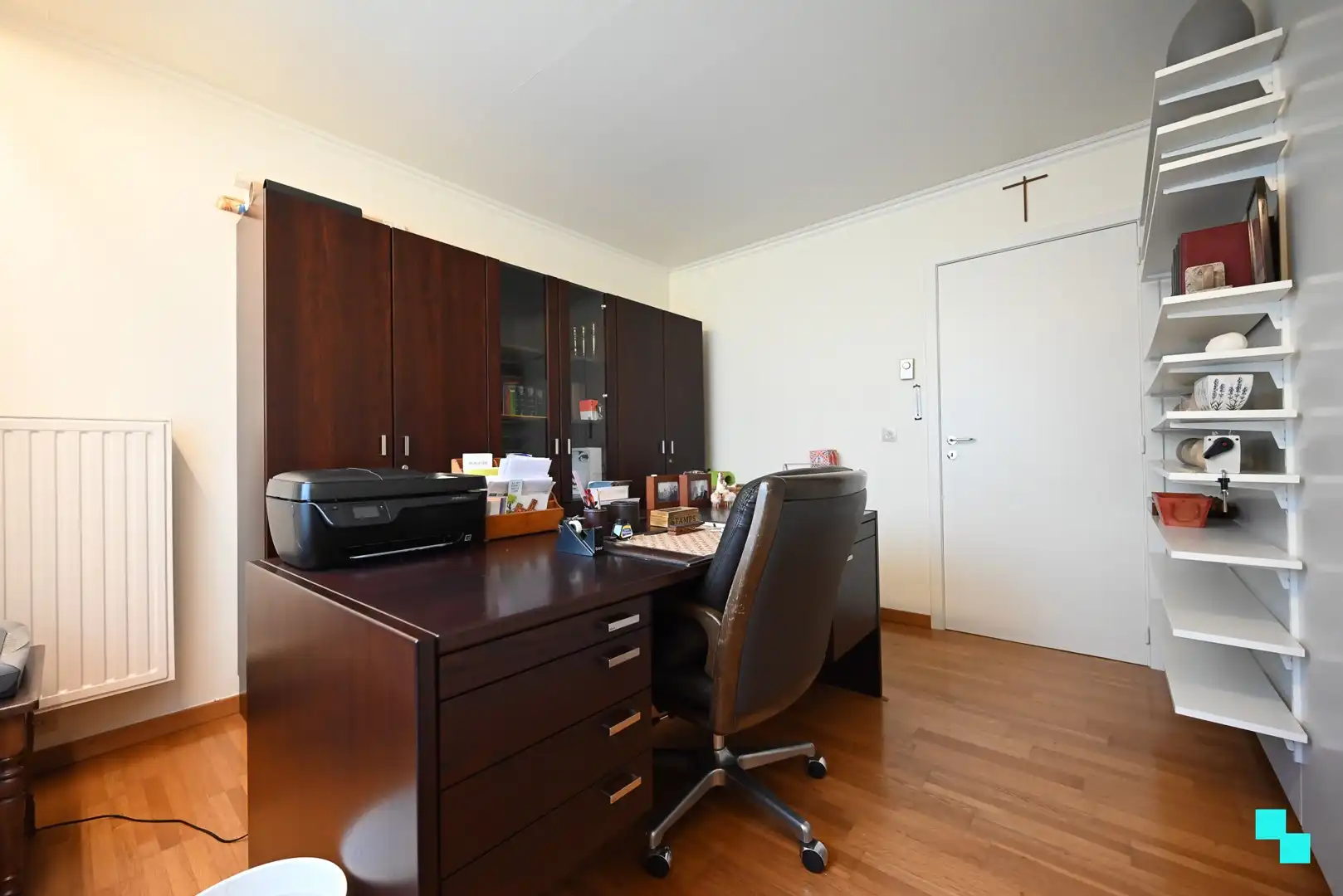 Verrassend ruime woning op hoekperceel te Izegem, Bosmolens foto 20