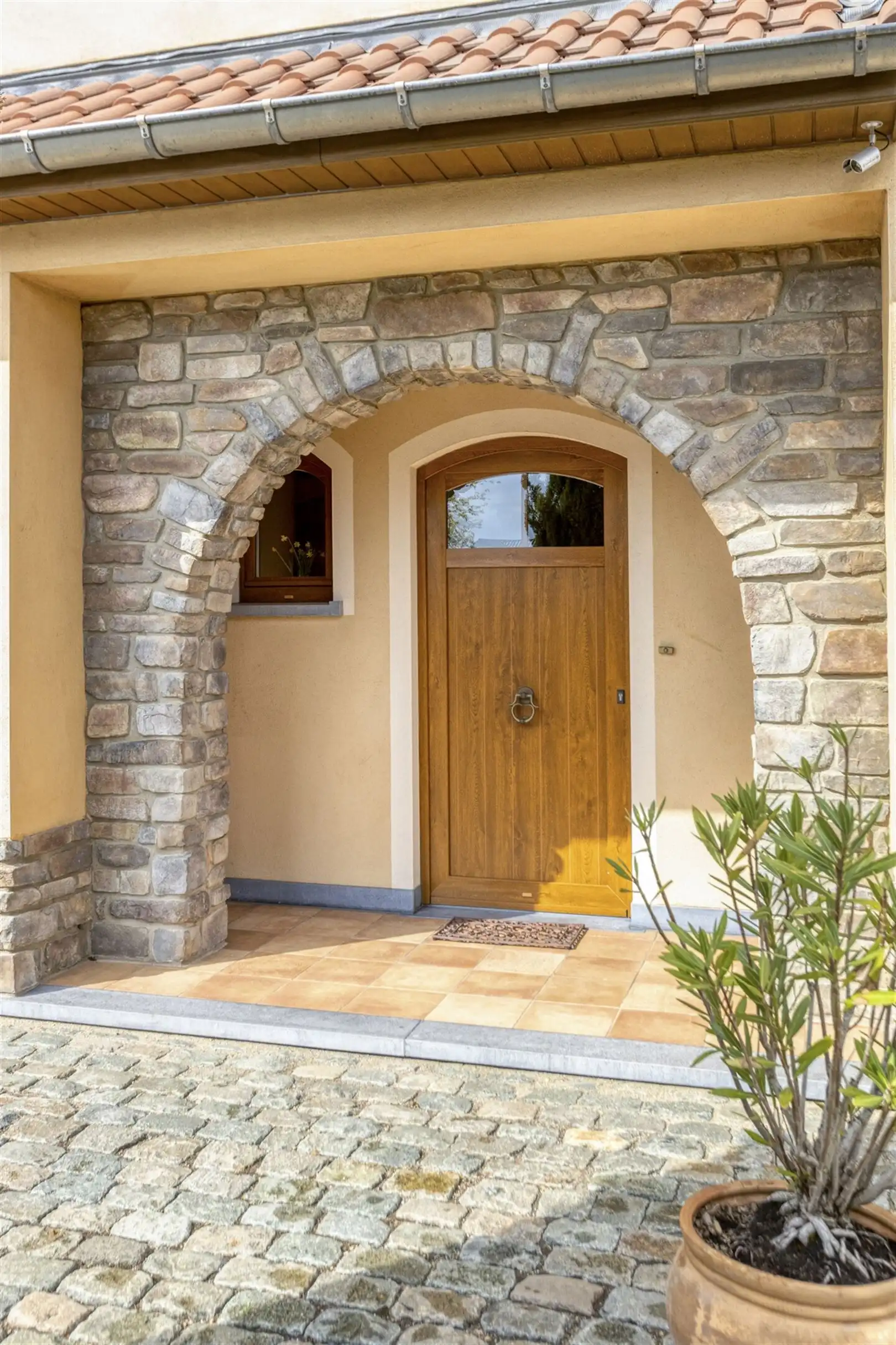 TE KOOP: Toscaanse villa met 3 slaapkamers te Heusden-Zolder! foto 4