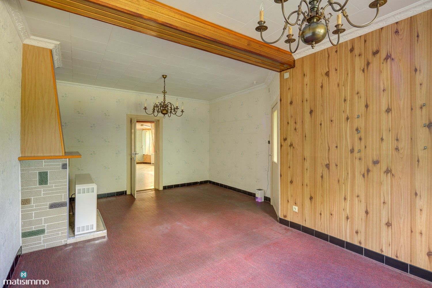 CHARMANTE EN GEZELLIGE WONING MET 4 SLAAPKAMERS, RUIME VRIJSTAANDE GARAGE EN TUIN TE GENK foto 8