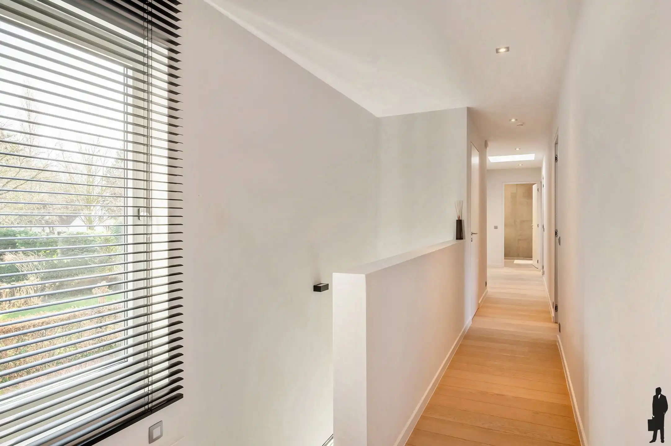 Moderne, vrijstaande villa op ca.1.380 m² met zwembad op toplocatie te Vriesdonk! foto 12