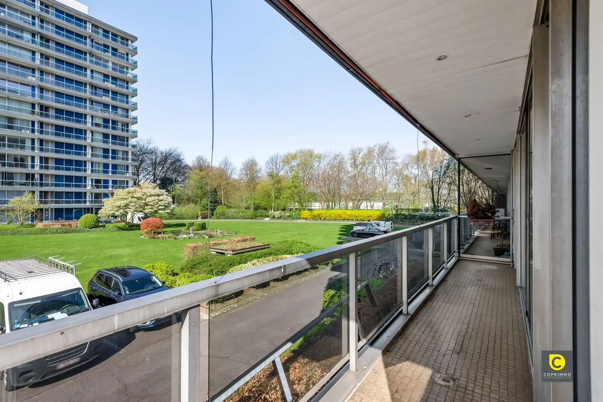 IN OPTIE! Te renoveren 2 SLPK hoek-app met 2 terrassen! foto 7