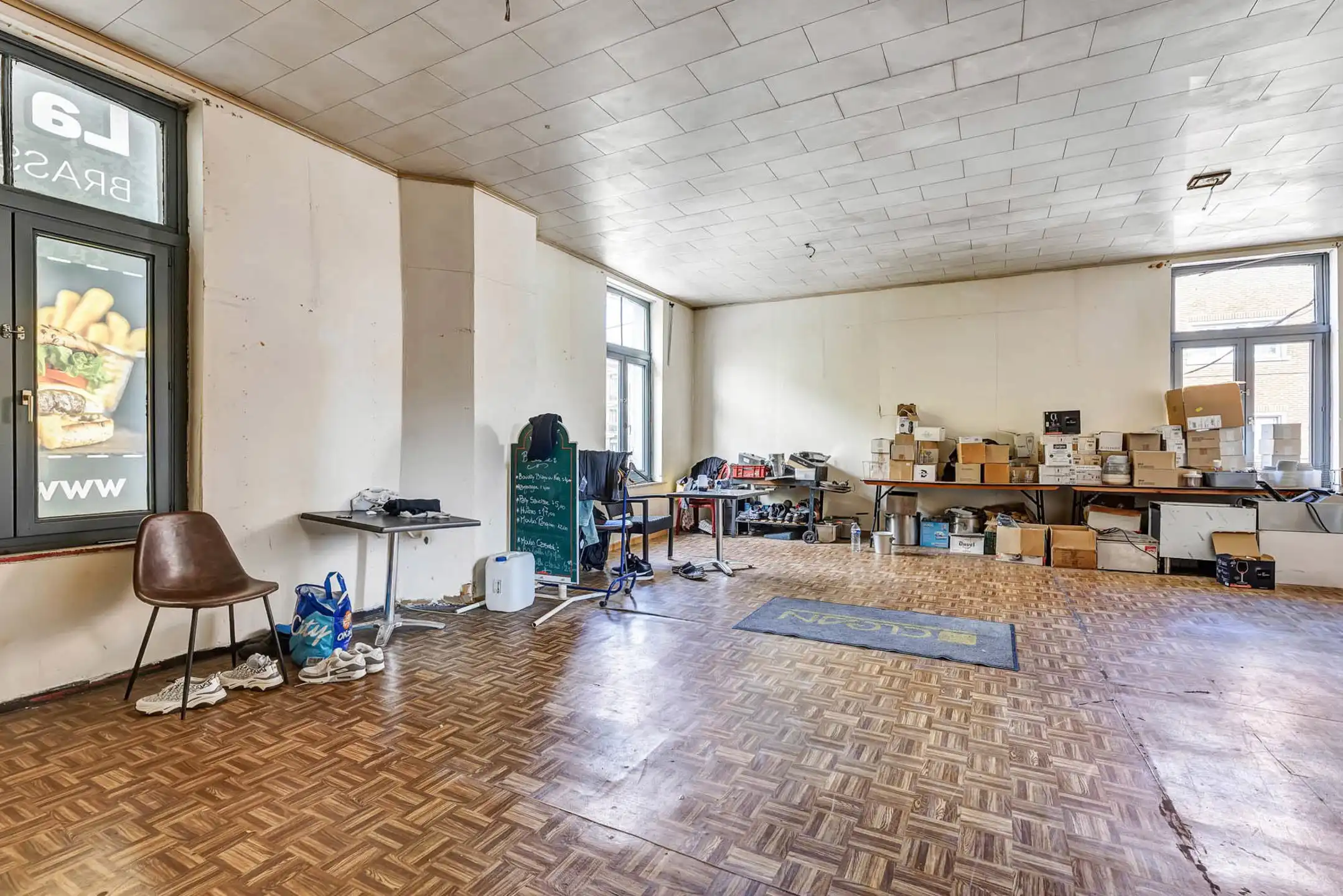 Gewaardeerd restaurant/handelspand met appartementen foto 24