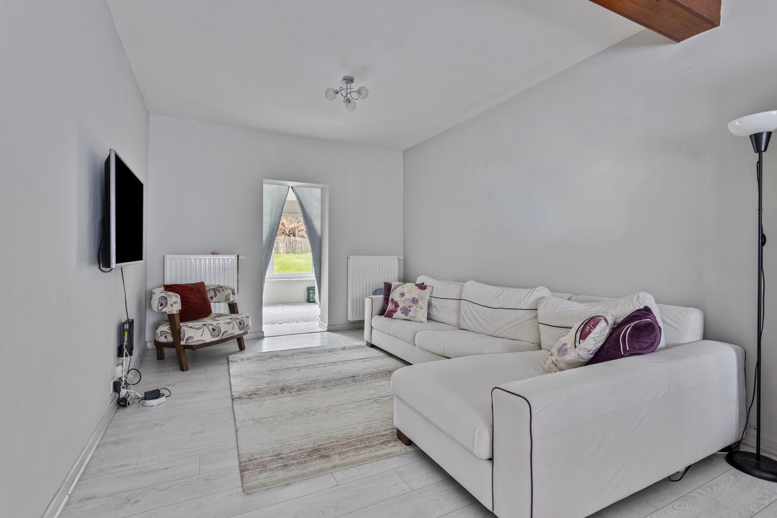 WONING MET TUIN IN HAASRODE foto 11