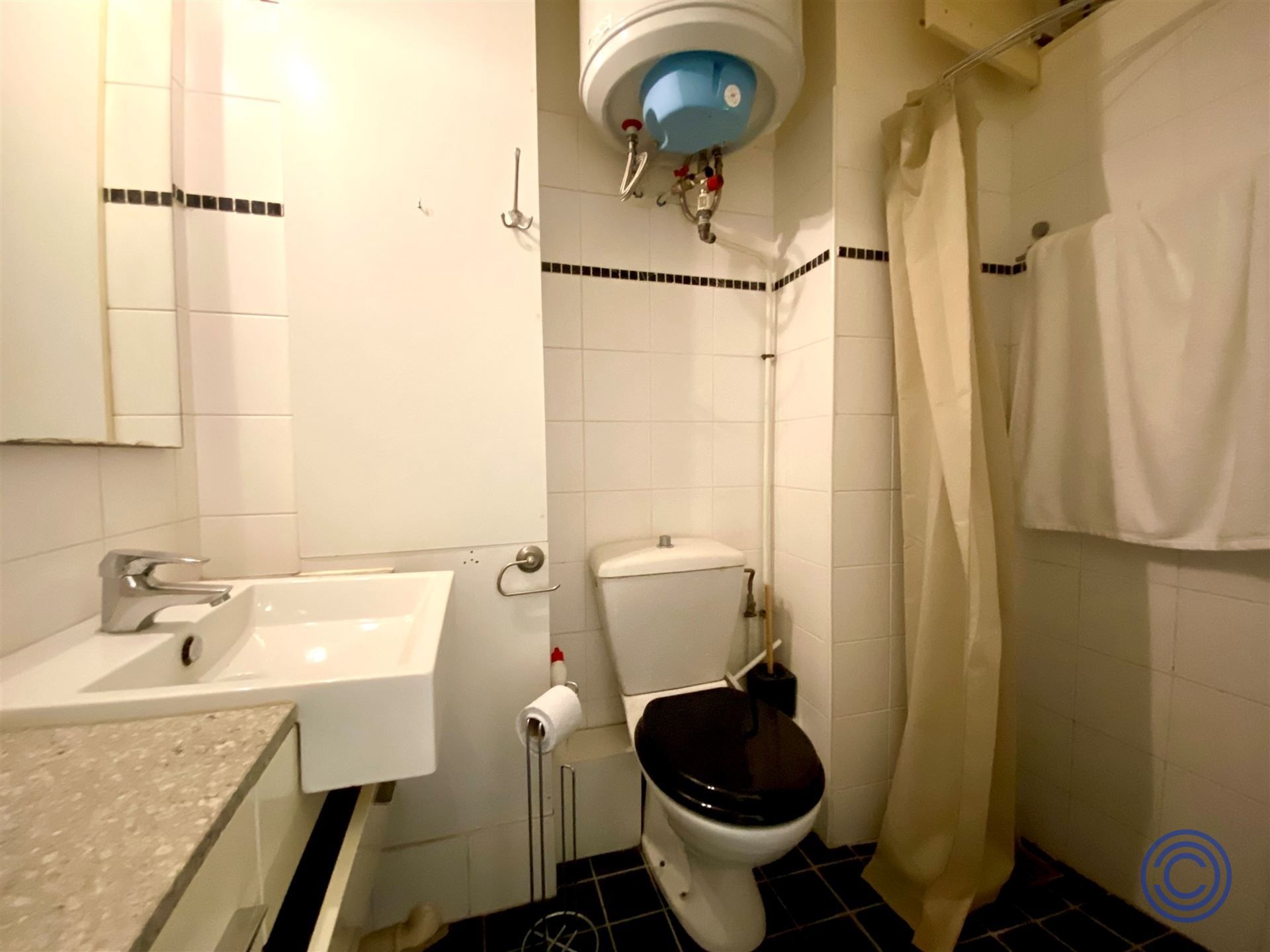 Knap gemeubelde studio op gezellige locatie! foto 7