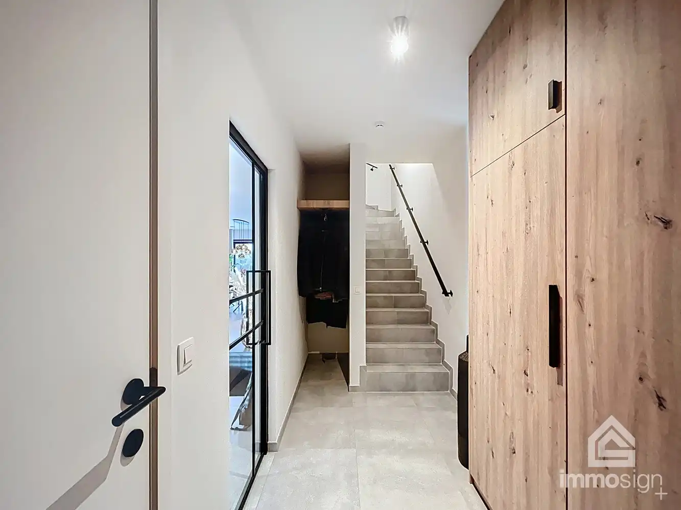 Instapklare, moderne gezinswoning in jonge, rustige buurt te Peer voorzien van tal van troeven foto 15