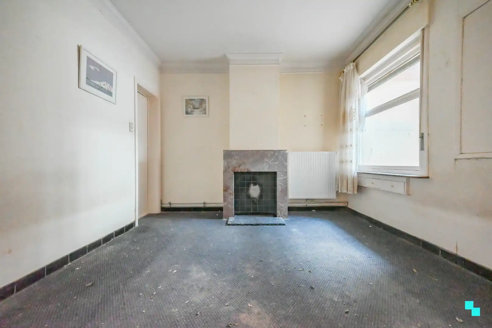 Verder op te frissen woning nabij centrum Izegem foto 6