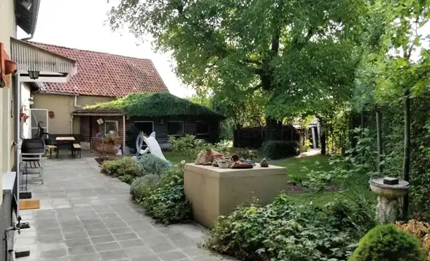 Hoeve met 4 slaapkamers op +- 8 are foto 14