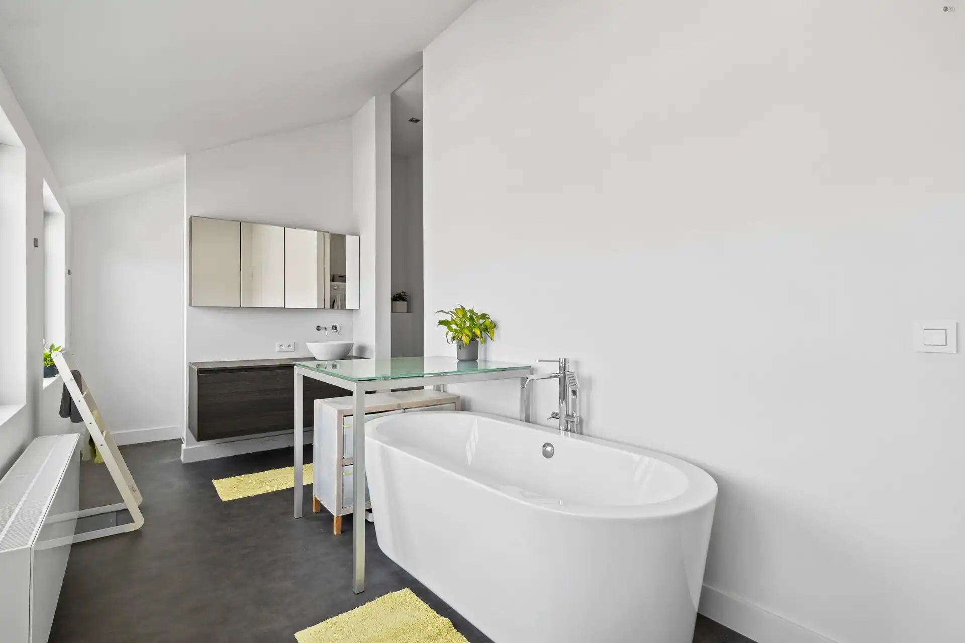 energiezuinige woning met veel potentieel foto 17