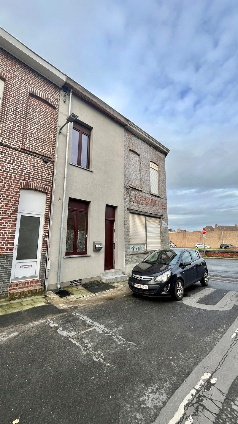 Woning op rustige locatie met 4 slaapkamers te Kortrijk foto 23