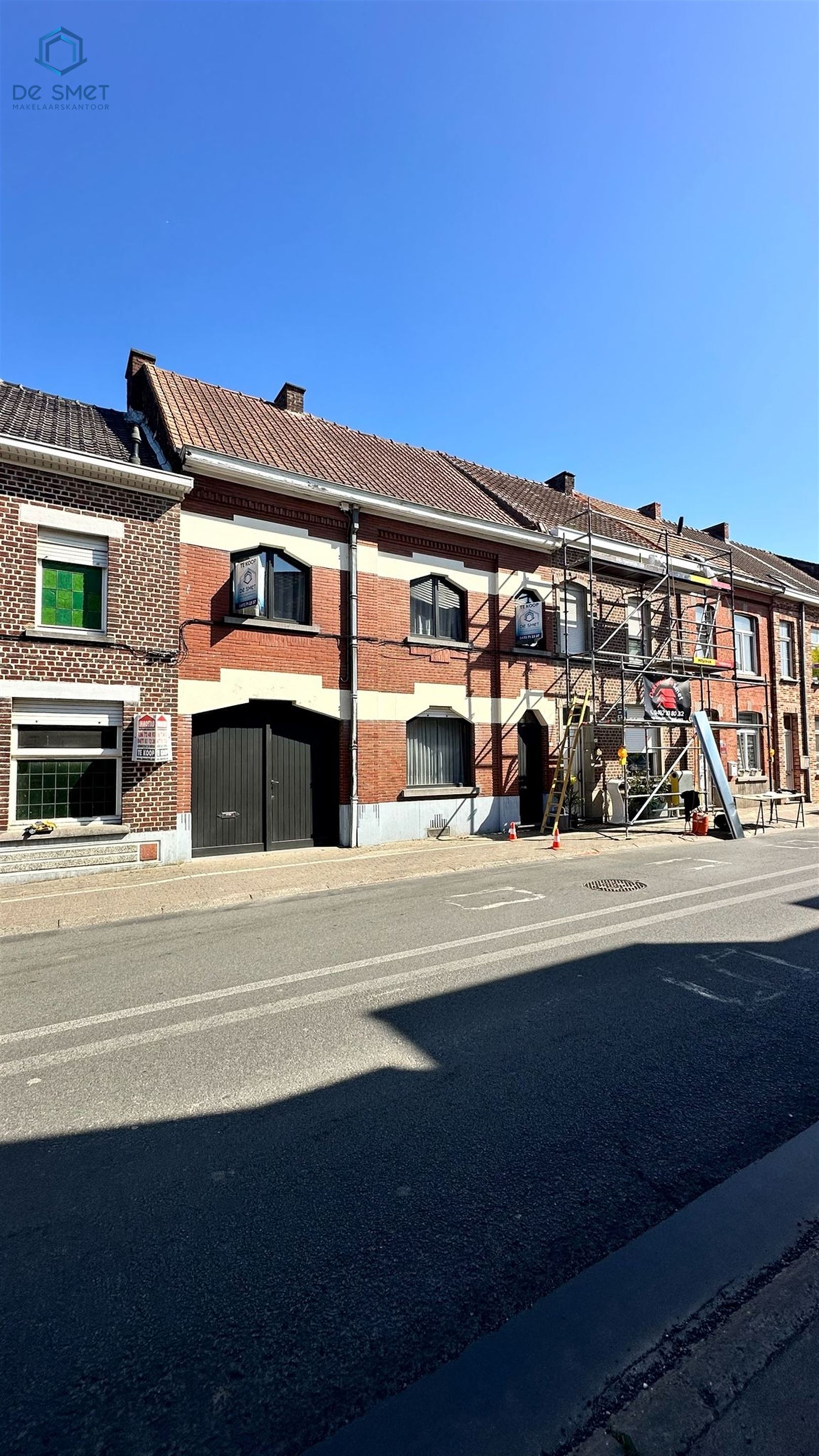 INSTAPKLARE WONING MET 4 SLAAPKAMERS, TUIN EN GARAGE TE GERAARDSBERGEN foto {{pictureIndex}}