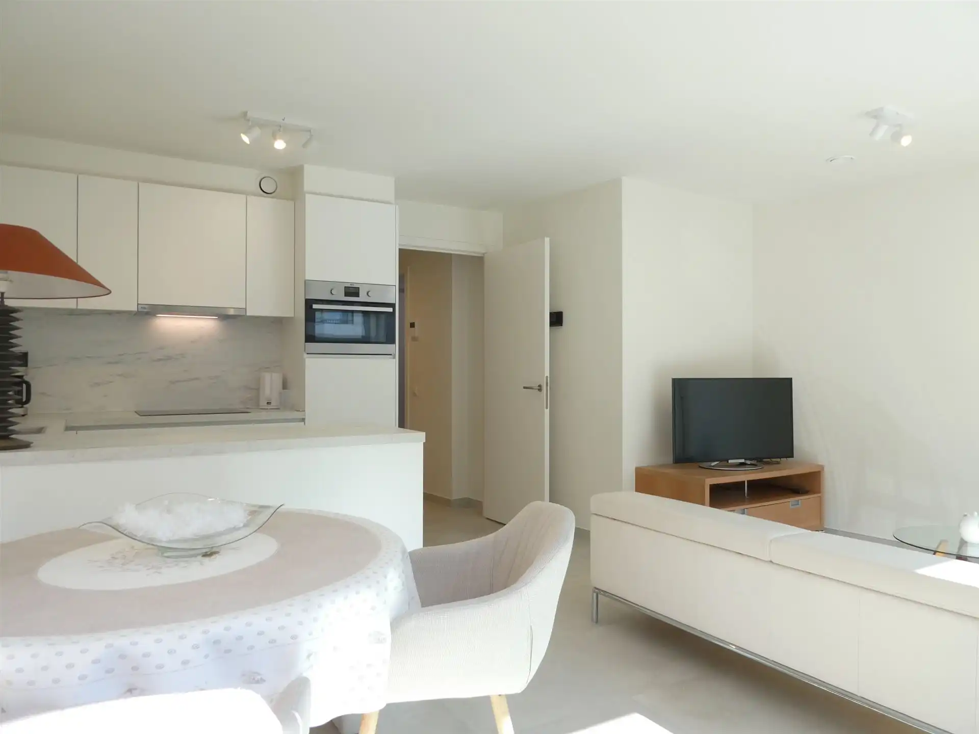 GEMEUBELD APPARTEMENT / WENDUINE foto 4