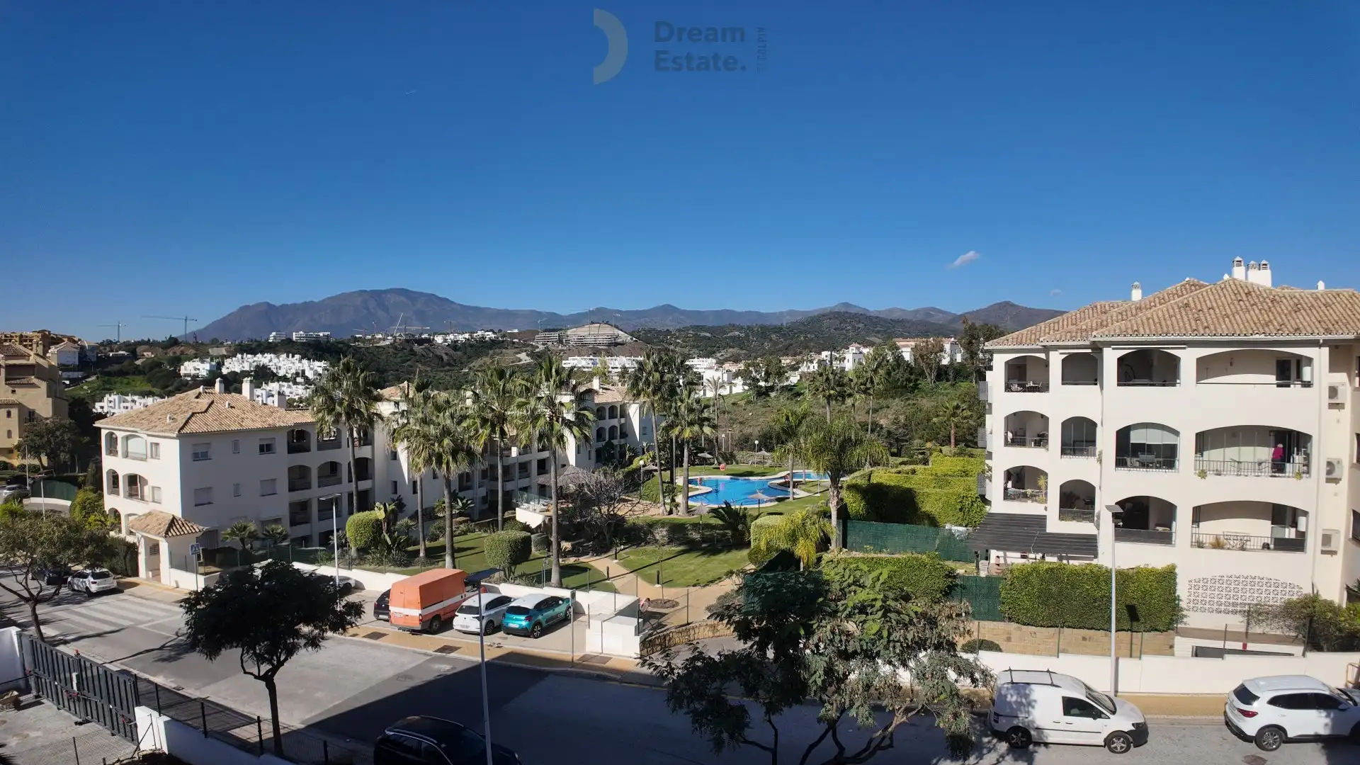 Instapklaar penthouse langs de New Golden Mile, Estepona. foto 18
