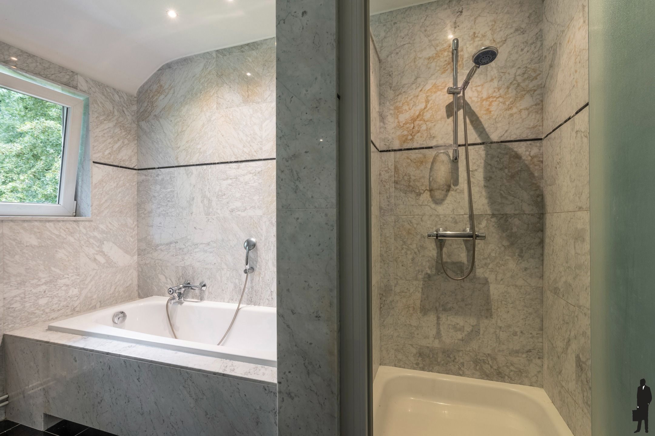 Rietgedekte villa op ca. 3.350 m² met optimale privacy foto 28