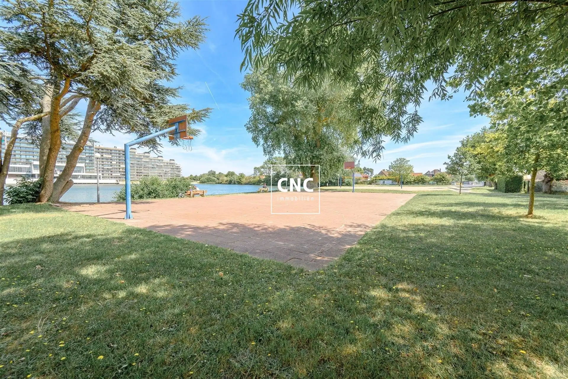 Studio met prachtig open zicht op het meer in Duinbergen foto 20